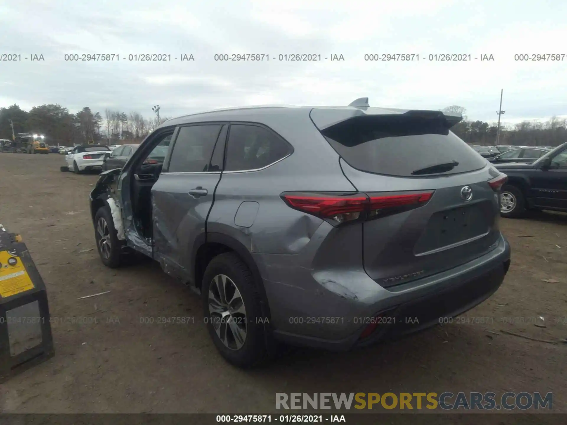 3 Photograph of a damaged car 5TDGZRBH8LS019912 TOYOTA HIGHLANDER 2020