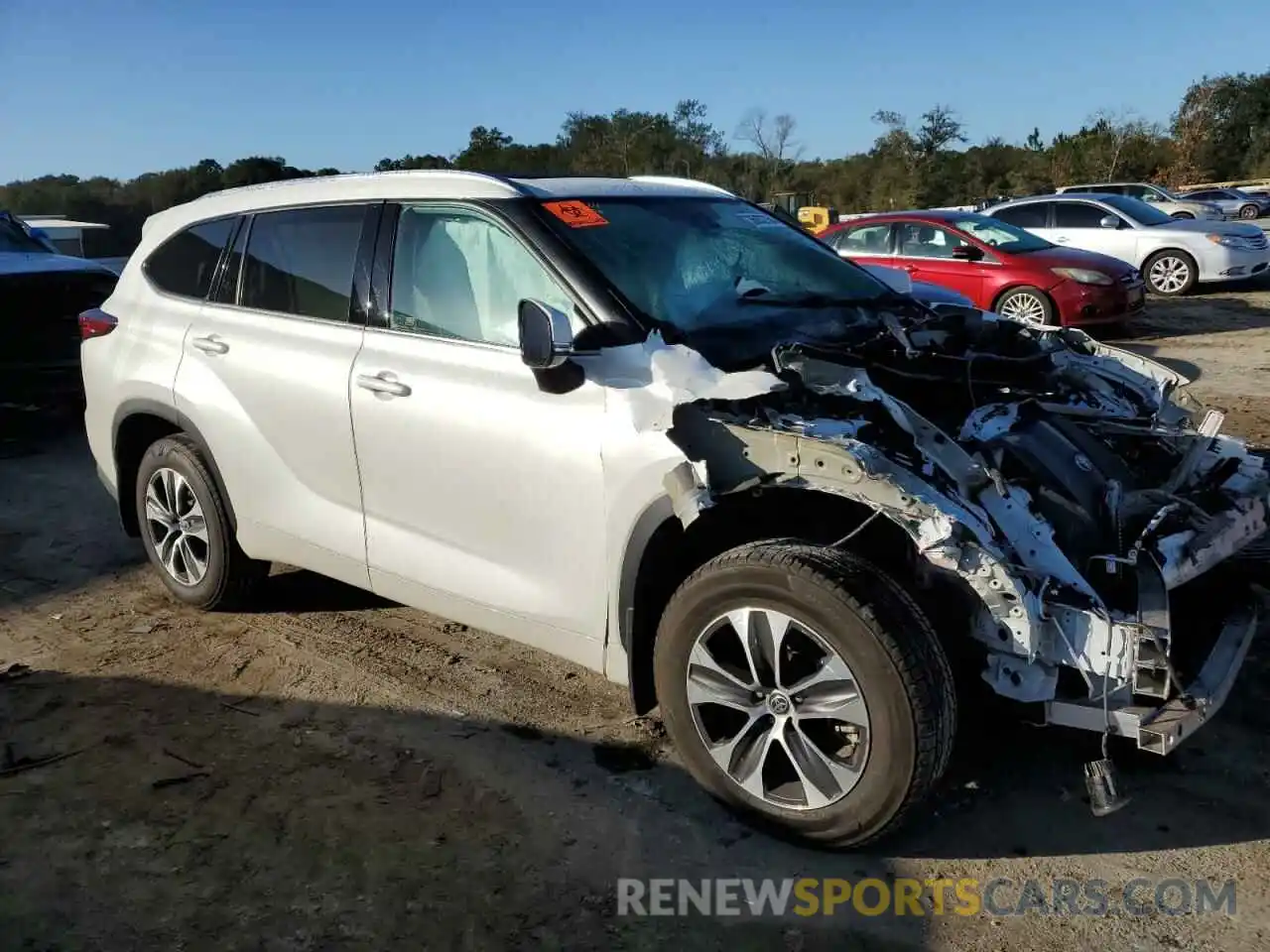 4 Photograph of a damaged car 5TDGZRBH8LS034779 TOYOTA HIGHLANDER 2020