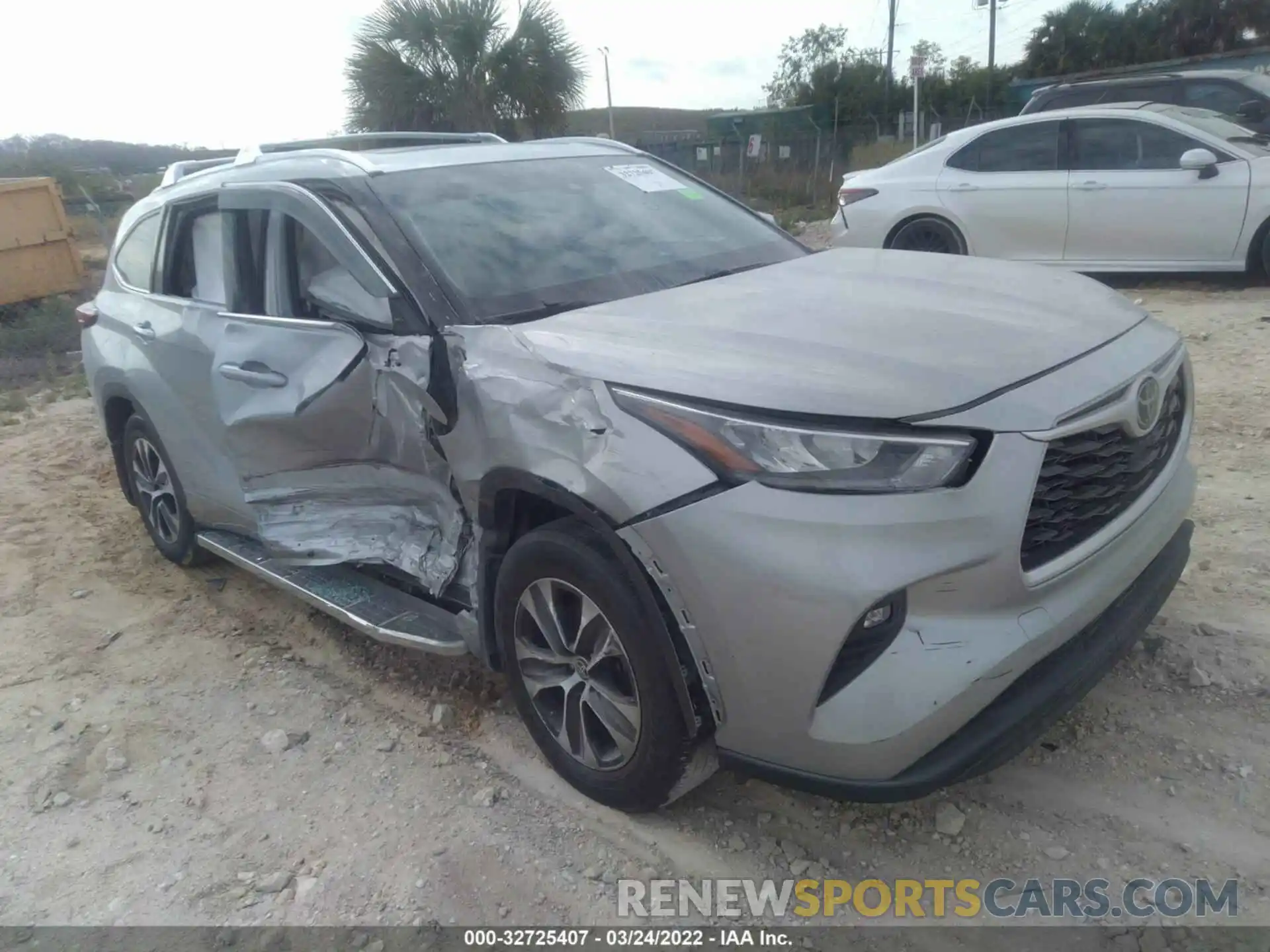 1 Photograph of a damaged car 5TDGZRBH8LS502848 TOYOTA HIGHLANDER 2020