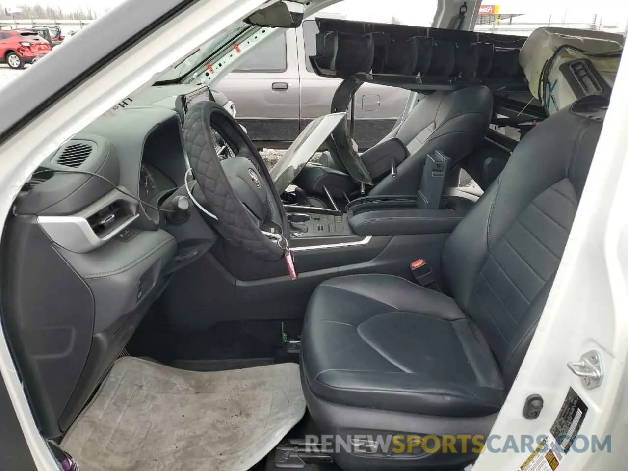 7 Photograph of a damaged car 5TDGZRBH8LS502915 TOYOTA HIGHLANDER 2020