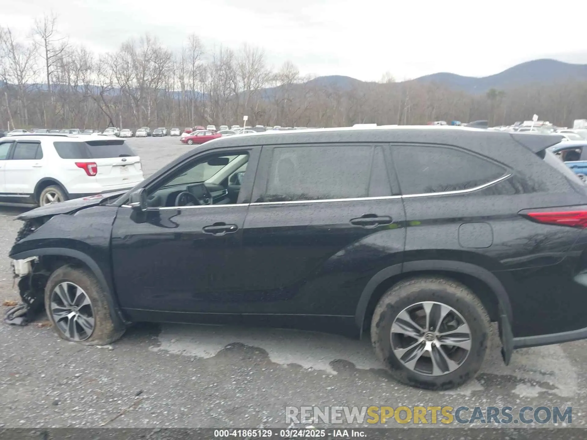 15 Photograph of a damaged car 5TDGZRBH8LS514997 TOYOTA HIGHLANDER 2020