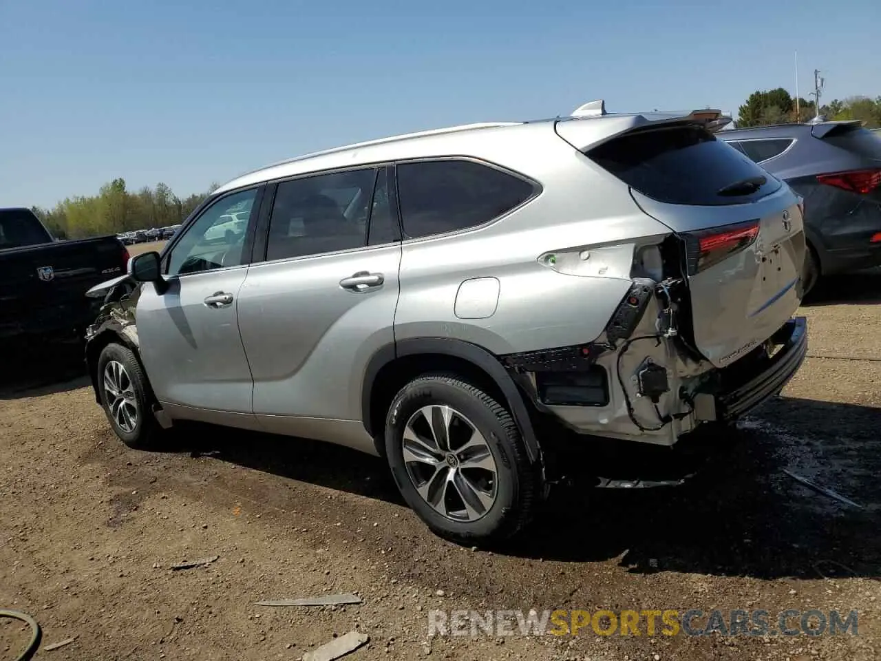 2 Photograph of a damaged car 5TDGZRBH8LS522520 TOYOTA HIGHLANDER 2020