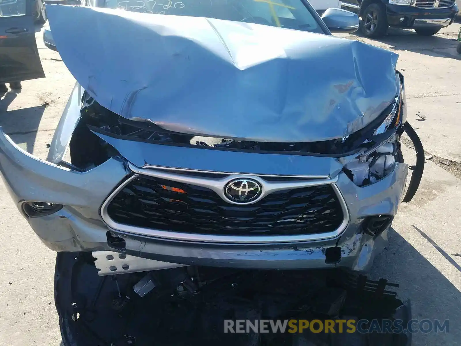 7 Photograph of a damaged car 5TDGZRBH9LS021152 TOYOTA HIGHLANDER 2020