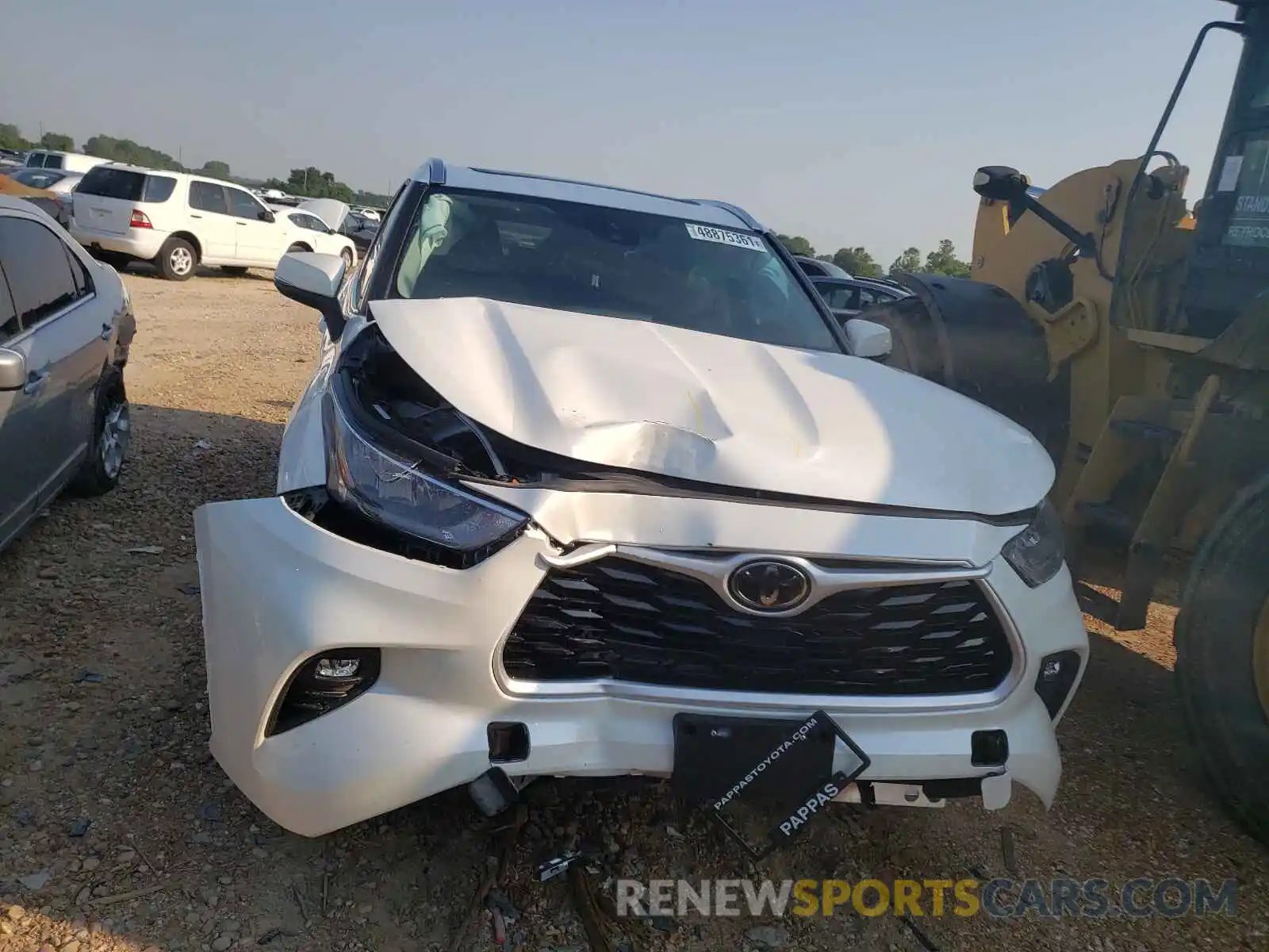 9 Photograph of a damaged car 5TDGZRBHXLS004229 TOYOTA HIGHLANDER 2020