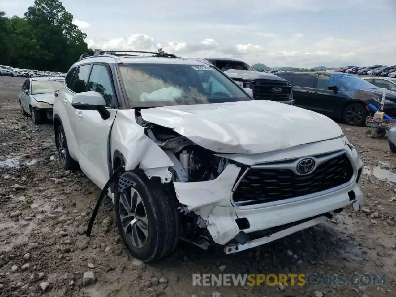 1 Photograph of a damaged car 5TDGZRBHXLS051549 TOYOTA HIGHLANDER 2020