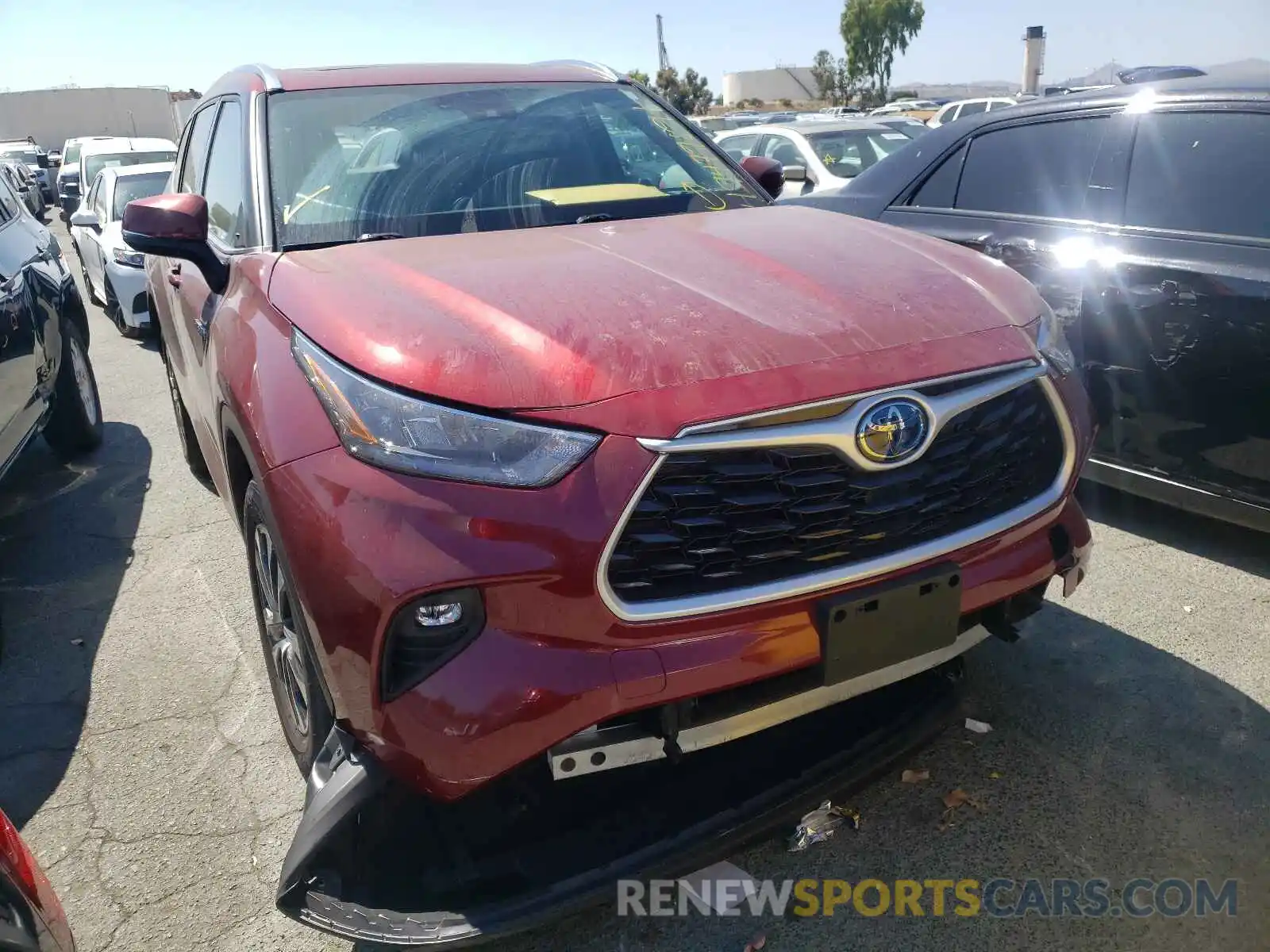 1 Photograph of a damaged car 5TDHARAH7LS503163 TOYOTA HIGHLANDER 2020