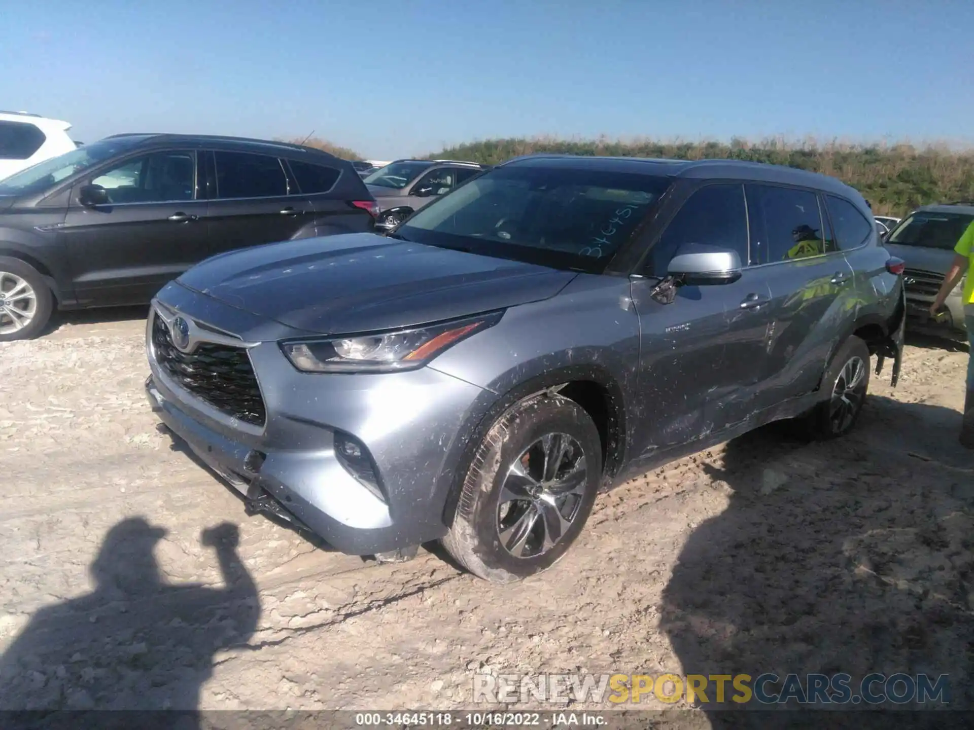 2 Photograph of a damaged car 5TDHARAHXLS001067 TOYOTA HIGHLANDER 2020