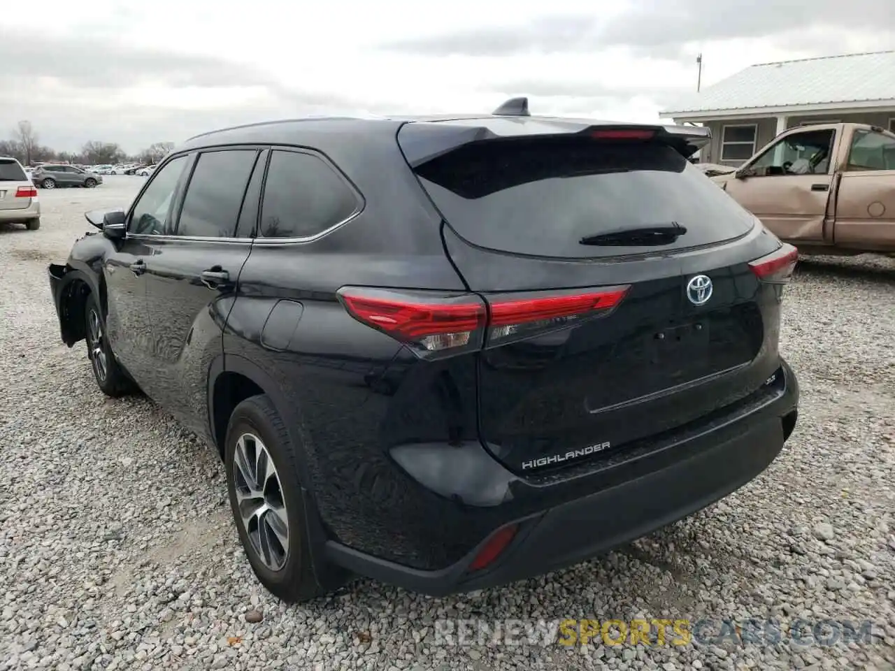 3 Photograph of a damaged car 5TDHBRCH1LS504397 TOYOTA HIGHLANDER 2020