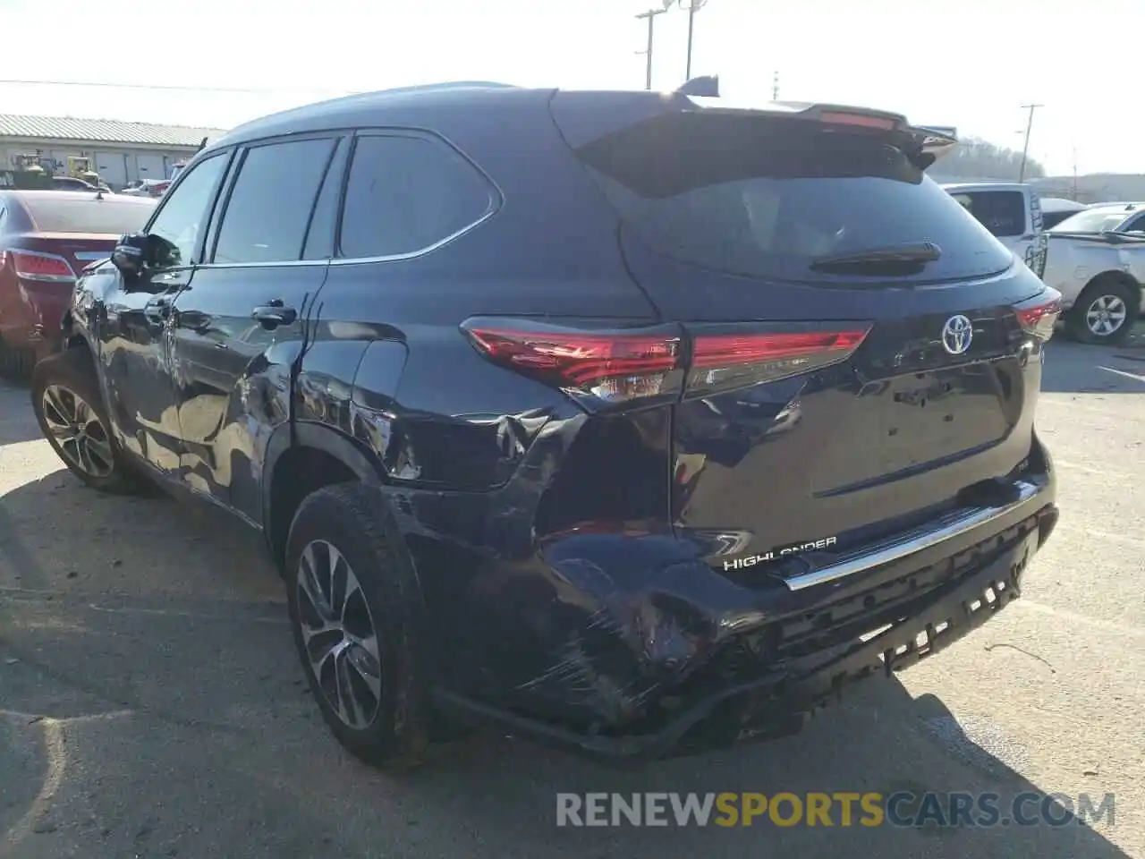 3 Photograph of a damaged car 5TDHBRCH1LS513536 TOYOTA HIGHLANDER 2020