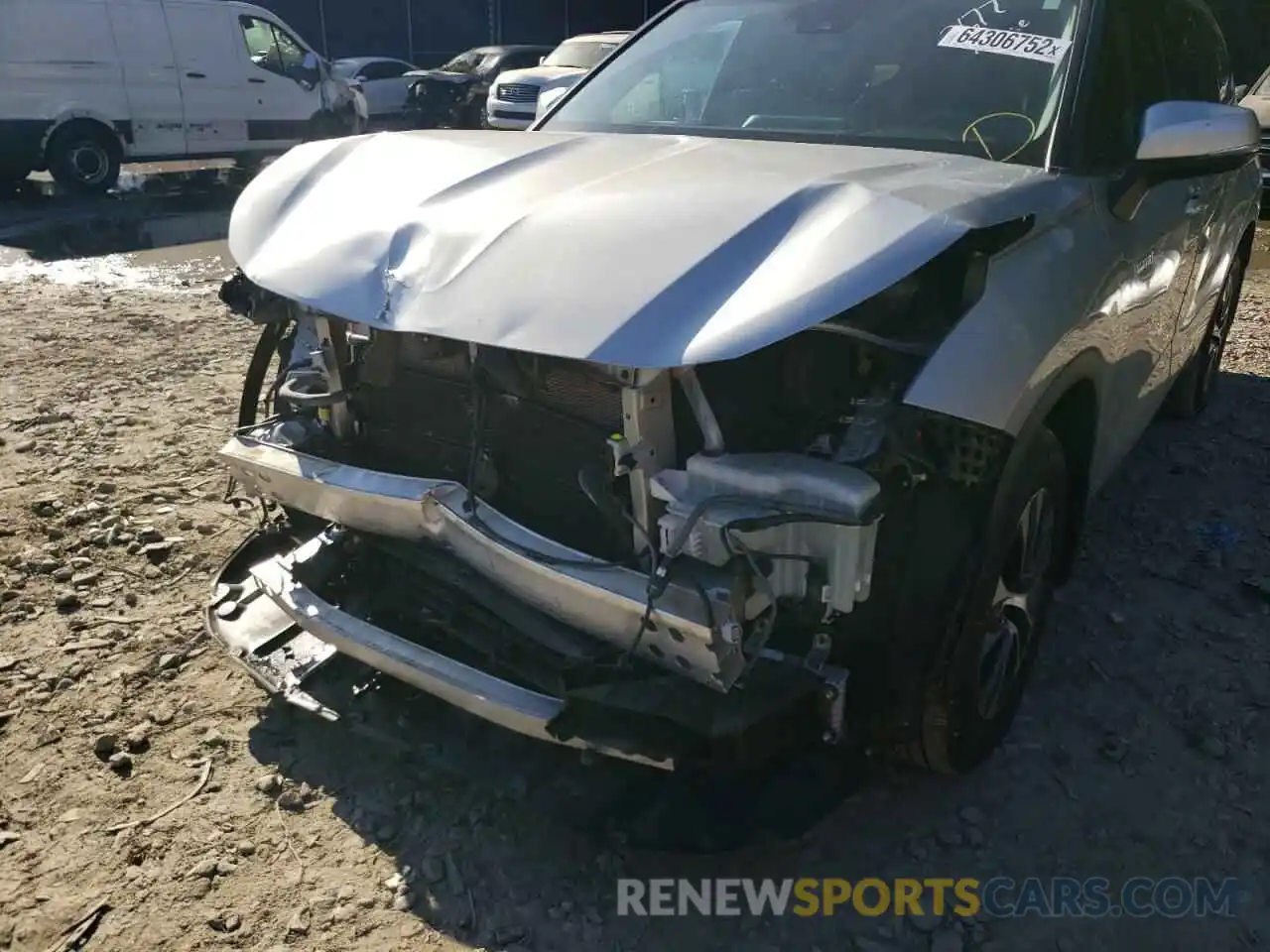 9 Photograph of a damaged car 5TDHBRCH2LS503677 TOYOTA HIGHLANDER 2020