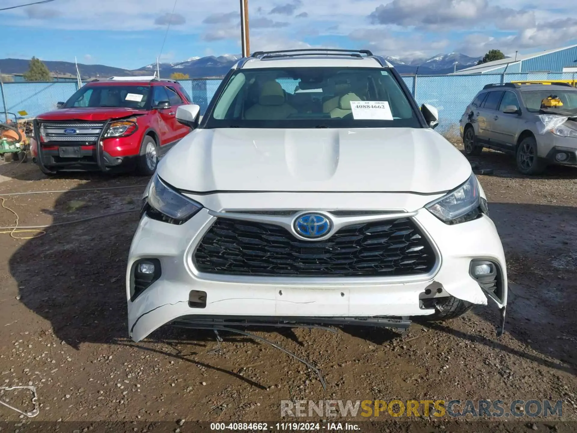 13 Photograph of a damaged car 5TDHBRCH3LS500464 TOYOTA HIGHLANDER 2020