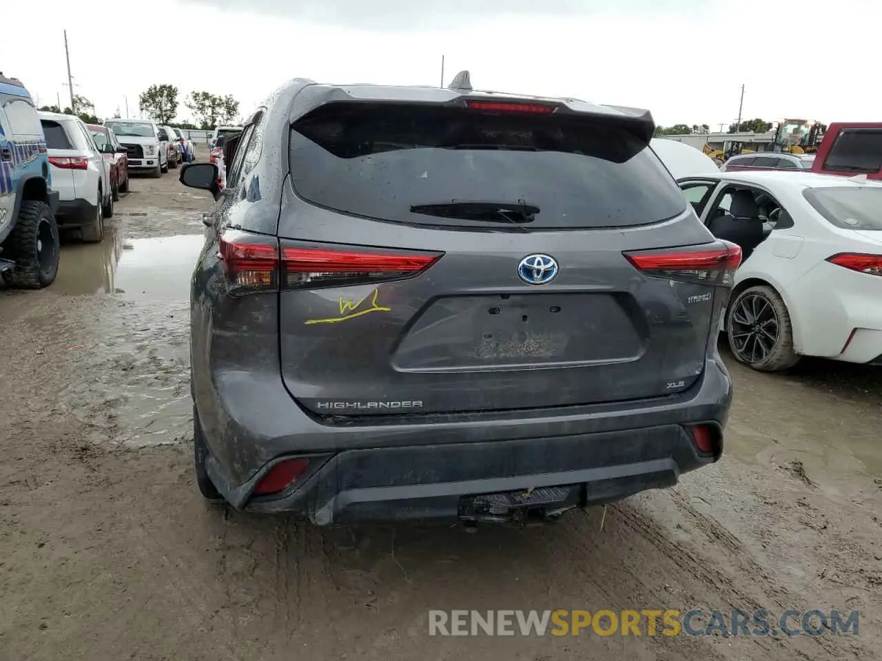 6 Photograph of a damaged car 5TDHBRCH3LS510086 TOYOTA HIGHLANDER 2020