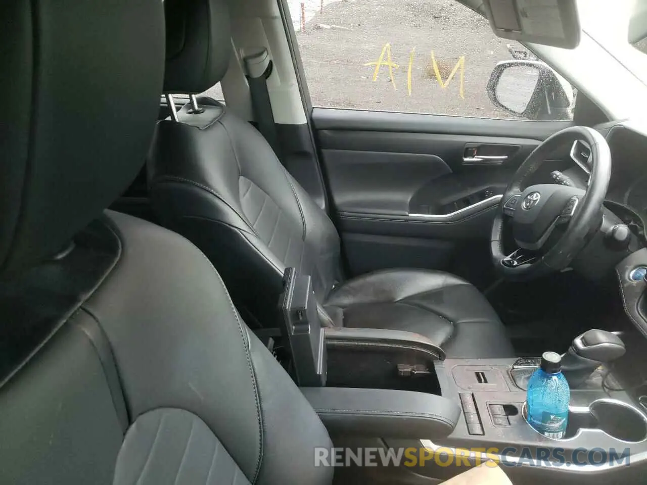 5 Photograph of a damaged car 5TDHBRCH4LS506970 TOYOTA HIGHLANDER 2020