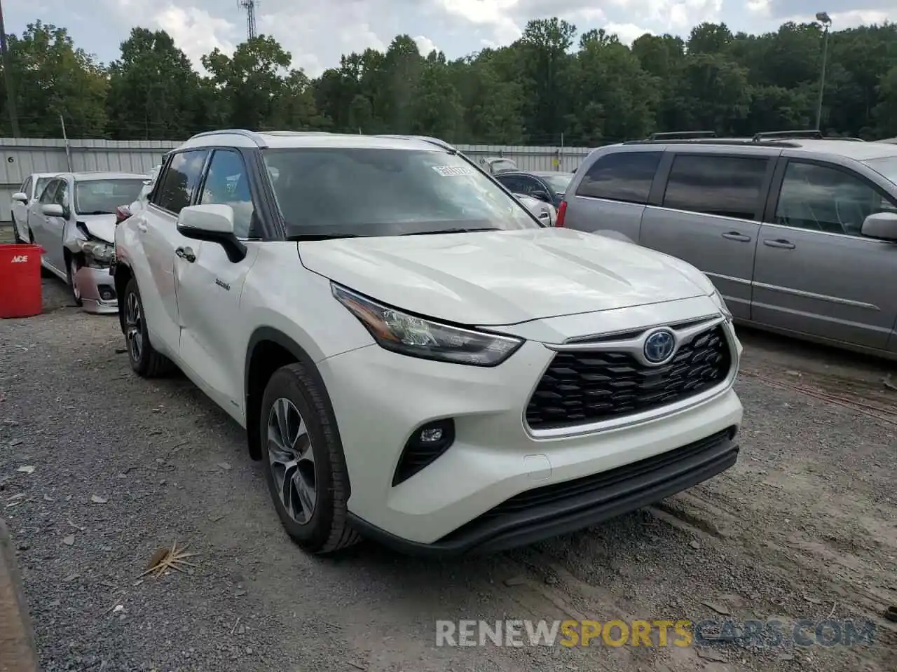 1 Photograph of a damaged car 5TDHBRCH6LS503701 TOYOTA HIGHLANDER 2020