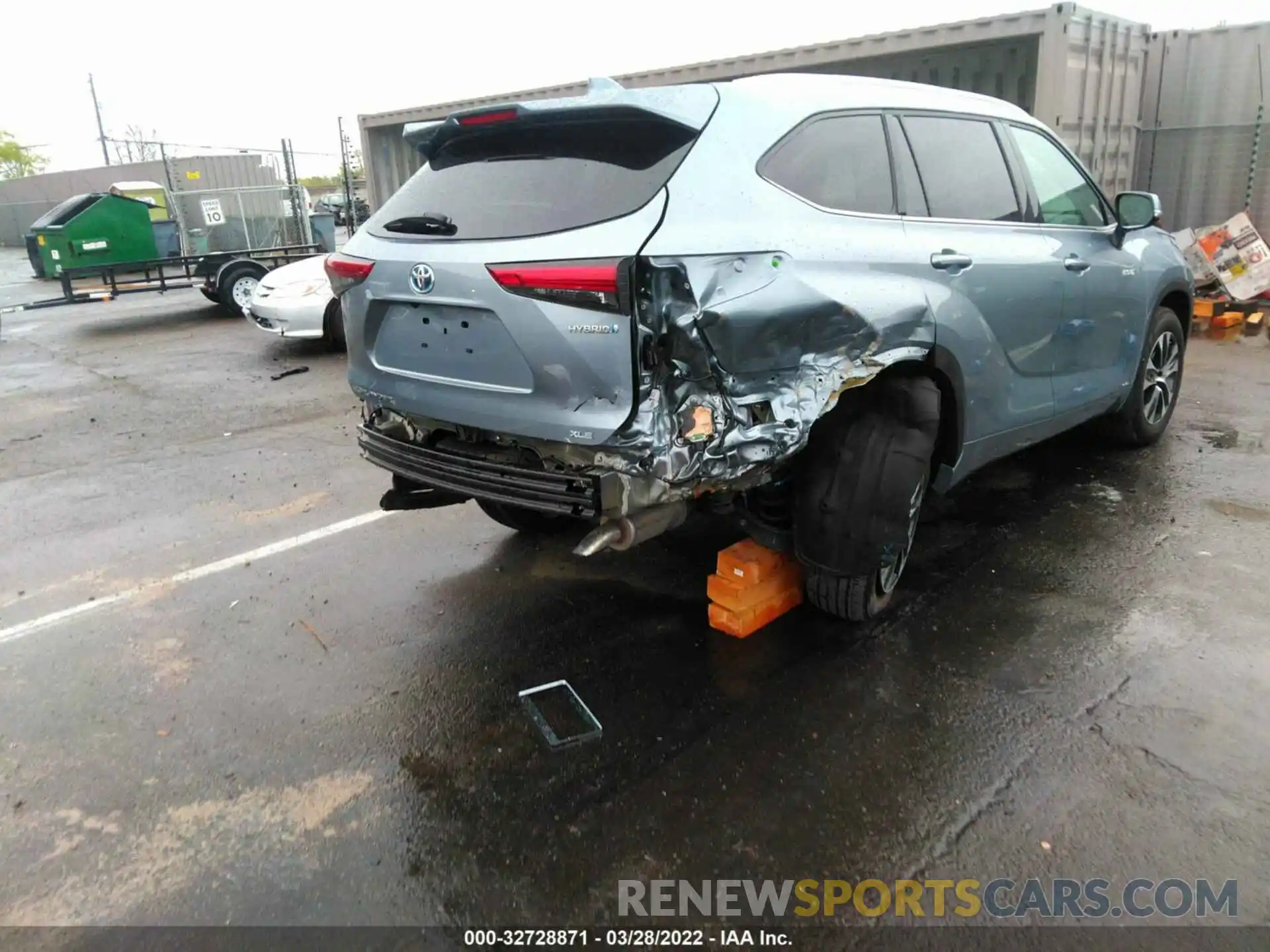 6 Photograph of a damaged car 5TDHBRCH7LS013056 TOYOTA HIGHLANDER 2020