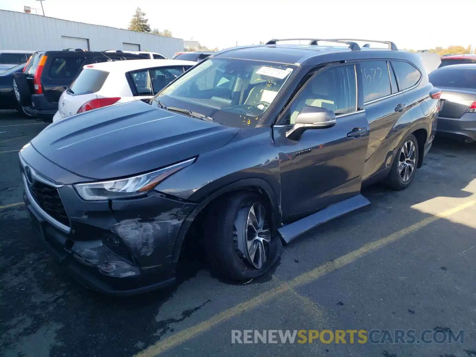 2 Photograph of a damaged car 5TDHBRCH7LS503514 TOYOTA HIGHLANDER 2020