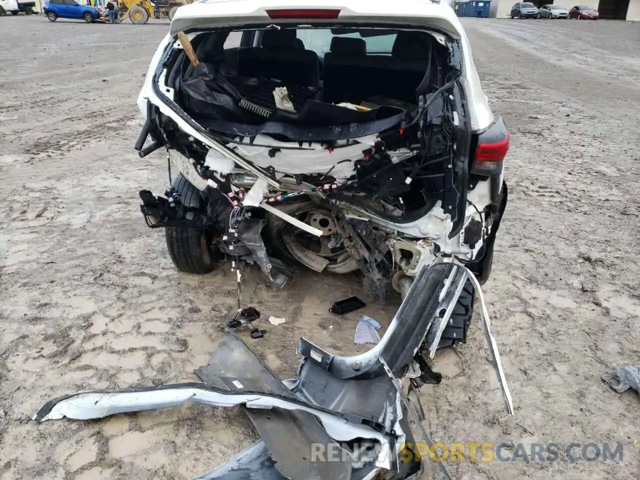 9 Photograph of a damaged car 5TDHBRCH7LS511144 TOYOTA HIGHLANDER 2020