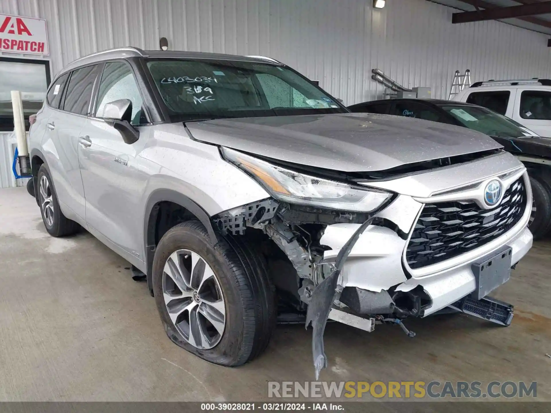 6 Photograph of a damaged car 5TDHBRCH7LS514285 TOYOTA HIGHLANDER 2020