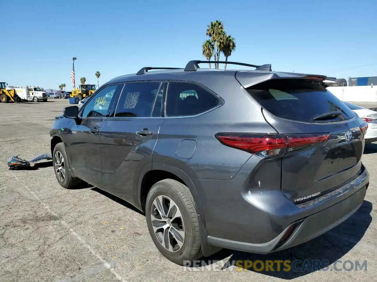 3 Photograph of a damaged car 5TDHBRCH8LS504476 TOYOTA HIGHLANDER 2020