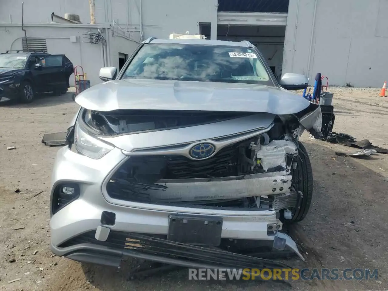 5 Photograph of a damaged car 5TDHBRCH8LS512450 TOYOTA HIGHLANDER 2020