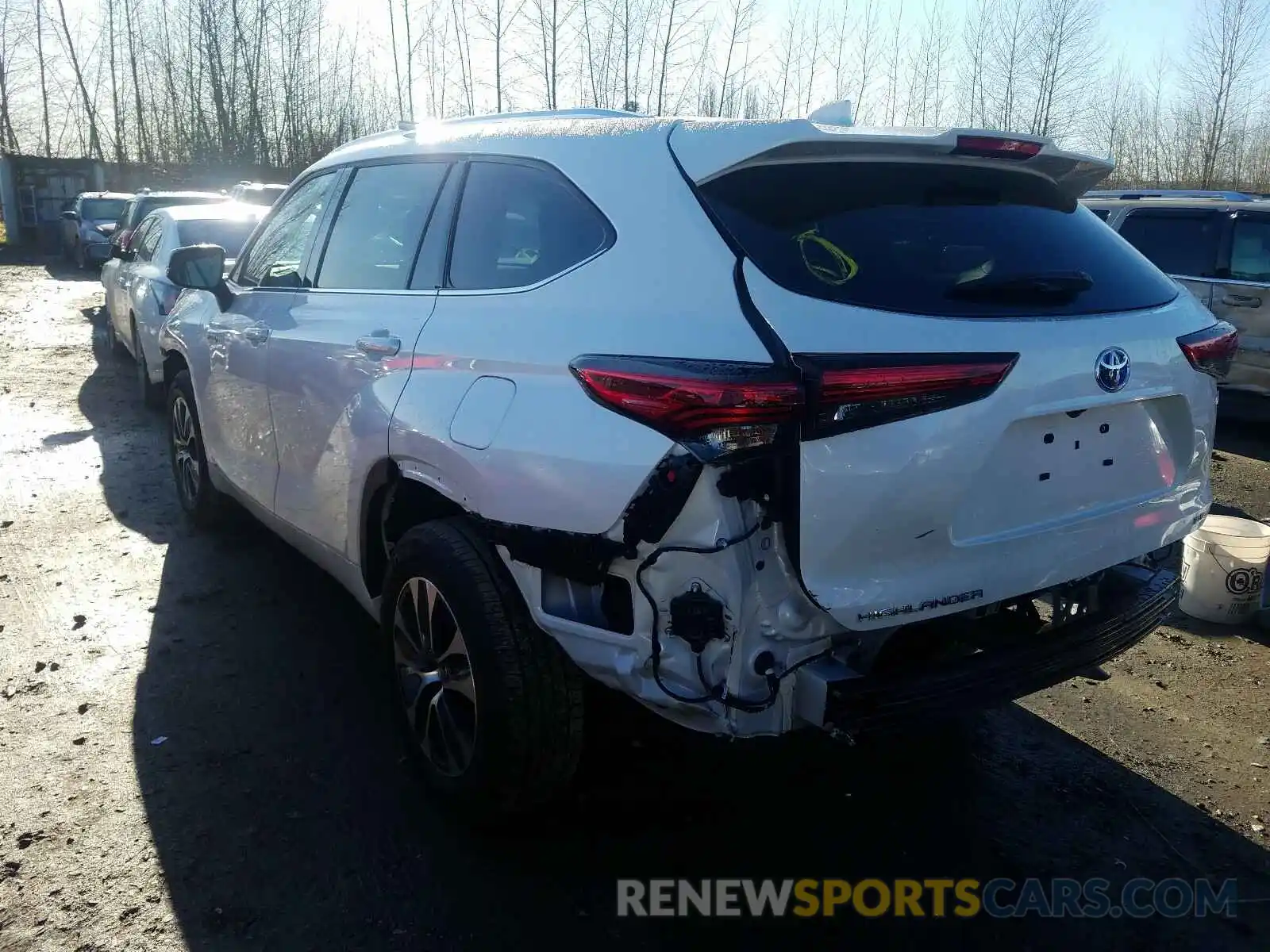 3 Photograph of a damaged car 5TDHBRCHXLS507458 TOYOTA HIGHLANDER 2020