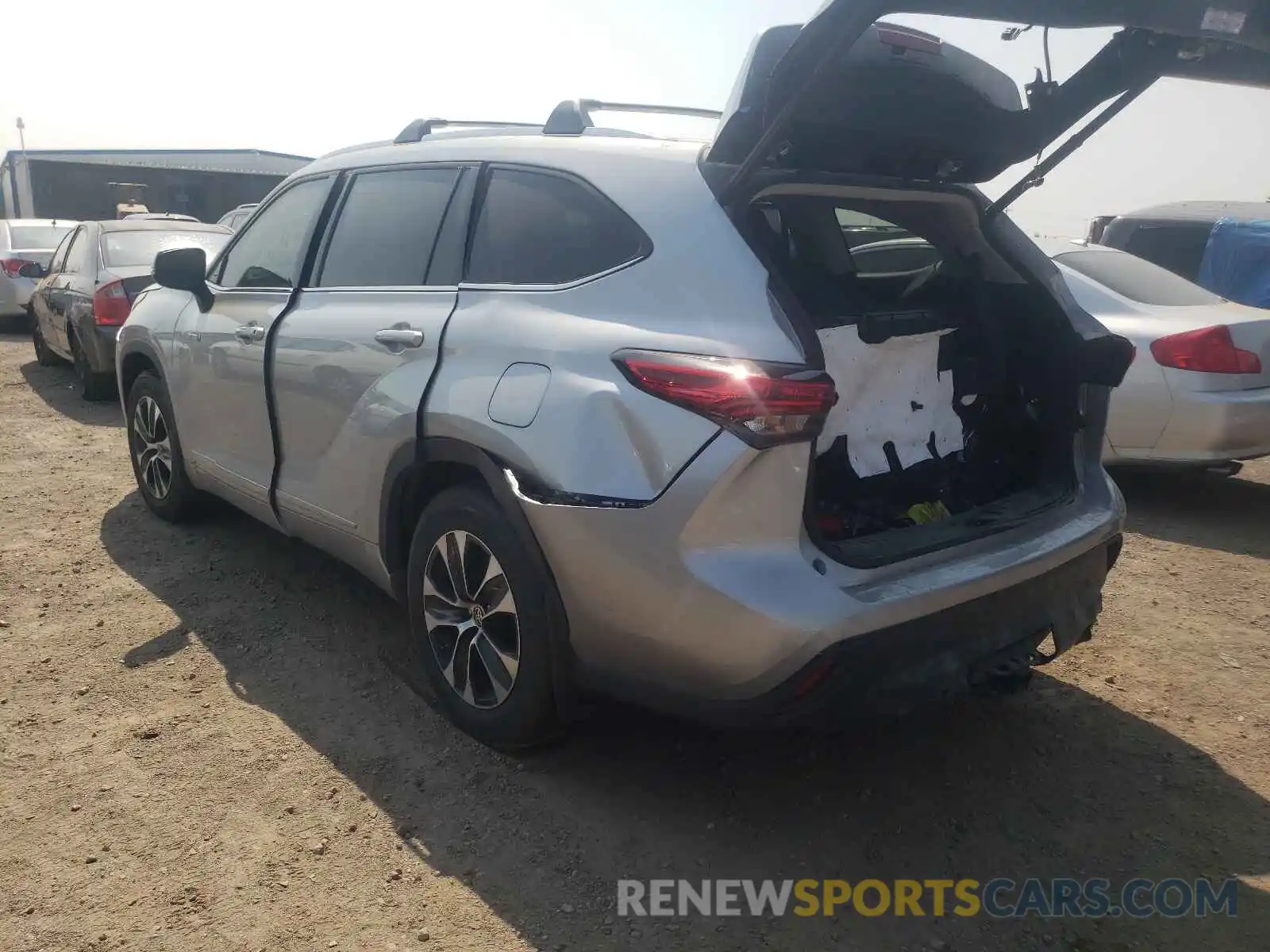 3 Photograph of a damaged car 5TDHBRCHXLS512465 TOYOTA HIGHLANDER 2020