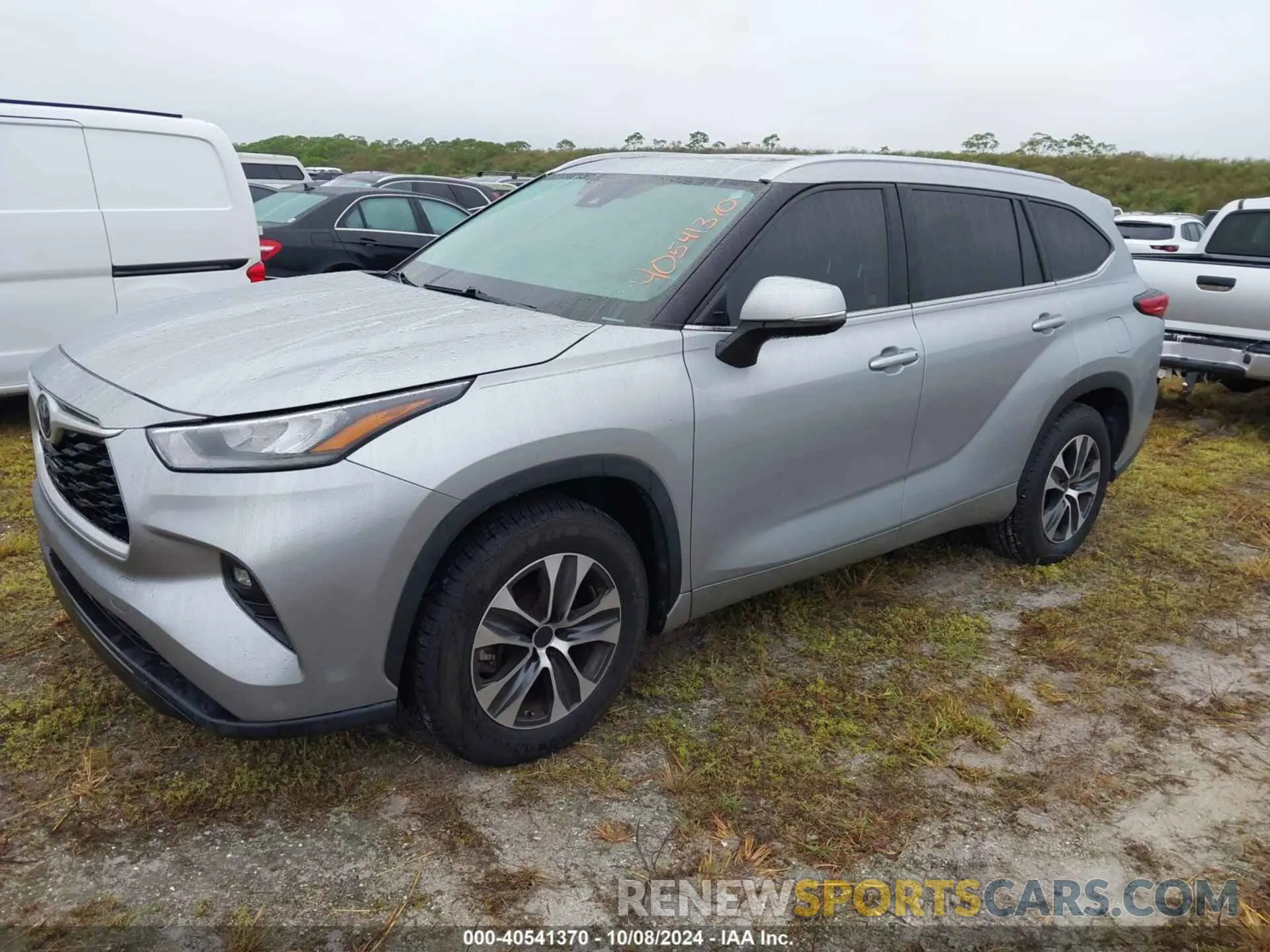 2 Photograph of a damaged car 5TDHZRAH3LS510720 TOYOTA HIGHLANDER 2020