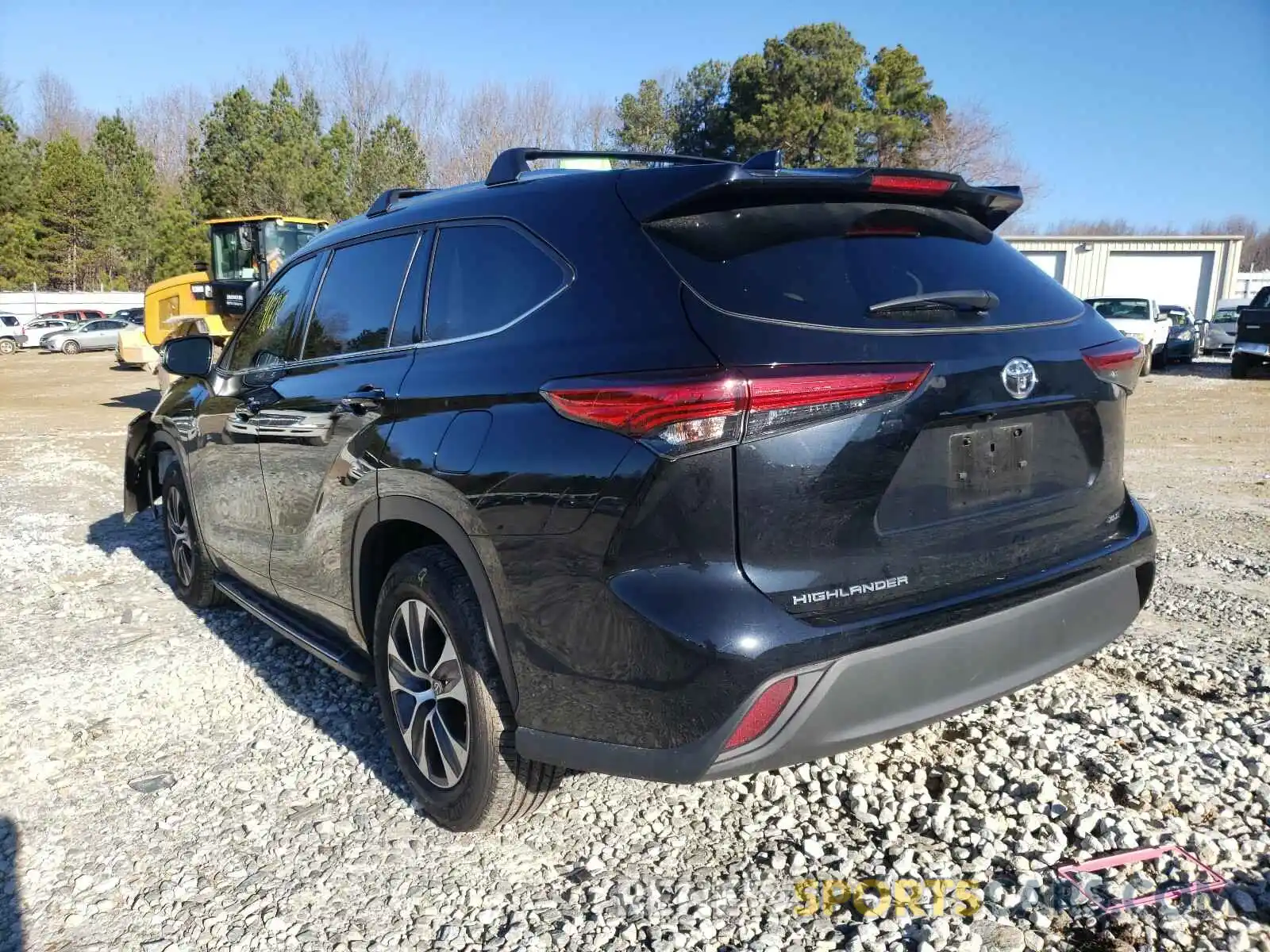 3 Photograph of a damaged car 5TDHZRAH4LS501301 TOYOTA HIGHLANDER 2020