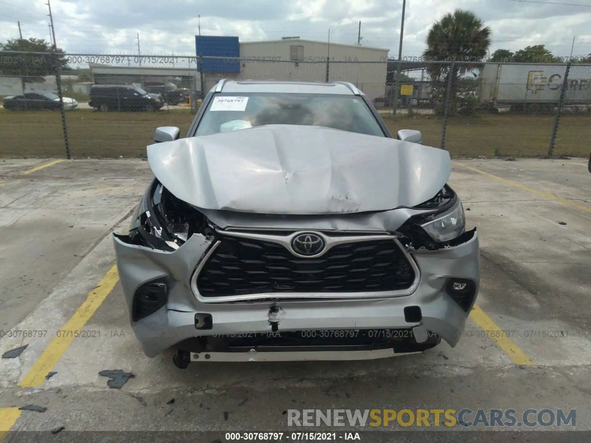 6 Photograph of a damaged car 5TDHZRAH4LS514212 TOYOTA HIGHLANDER 2020