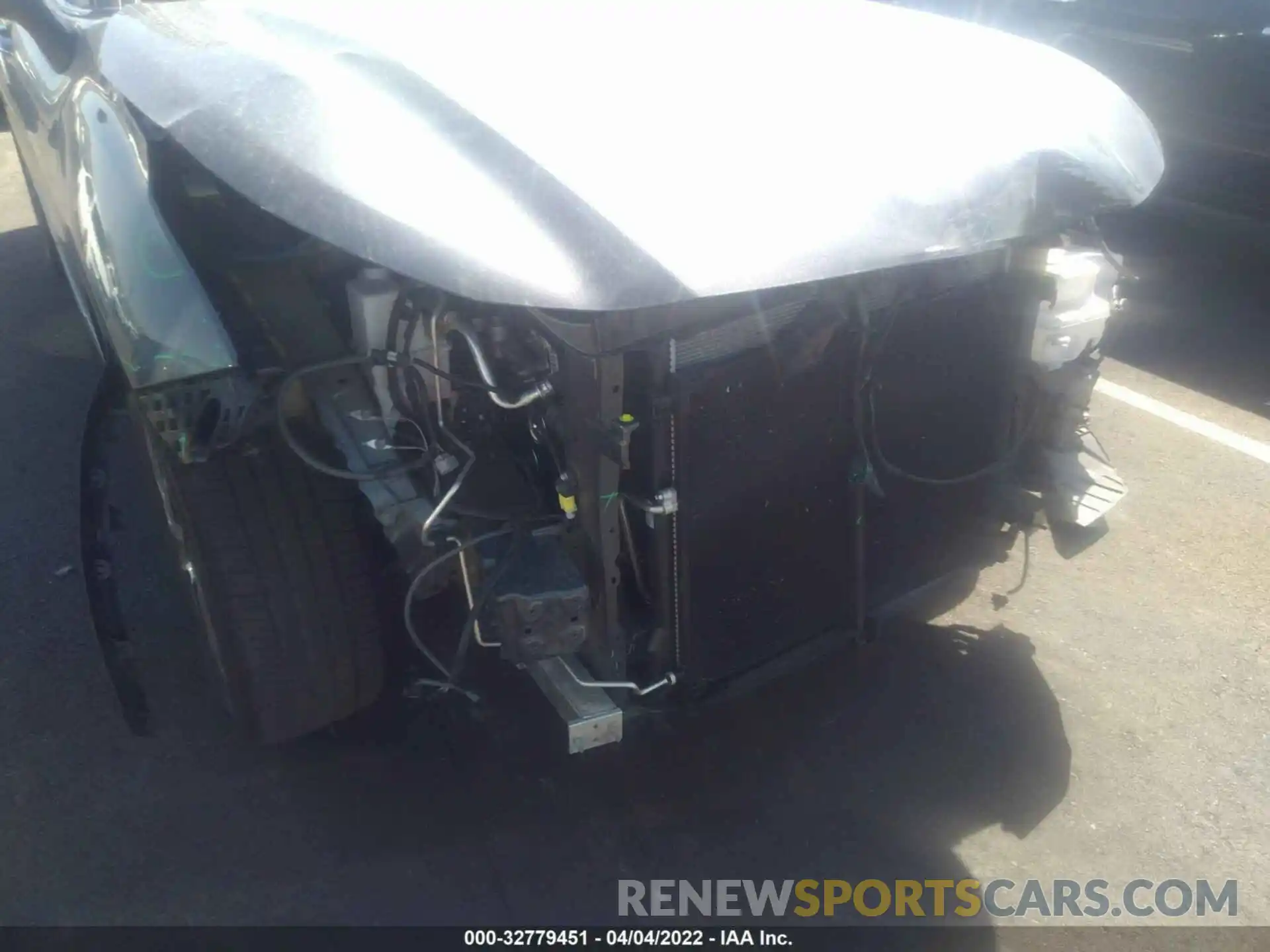 6 Photograph of a damaged car 5TDHZRAH6LS008204 TOYOTA HIGHLANDER 2020