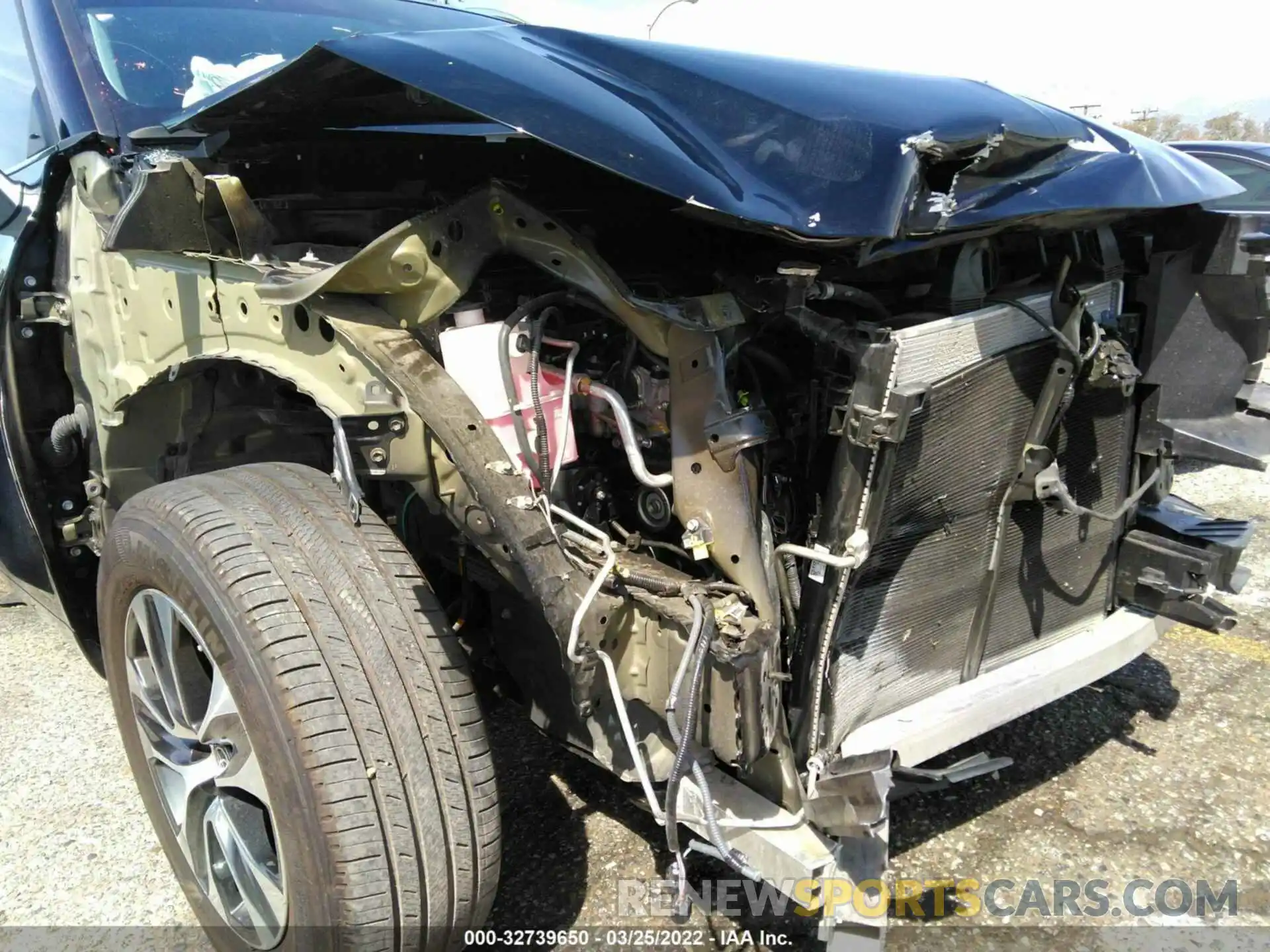 6 Photograph of a damaged car 5TDHZRAH6LS512168 TOYOTA HIGHLANDER 2020