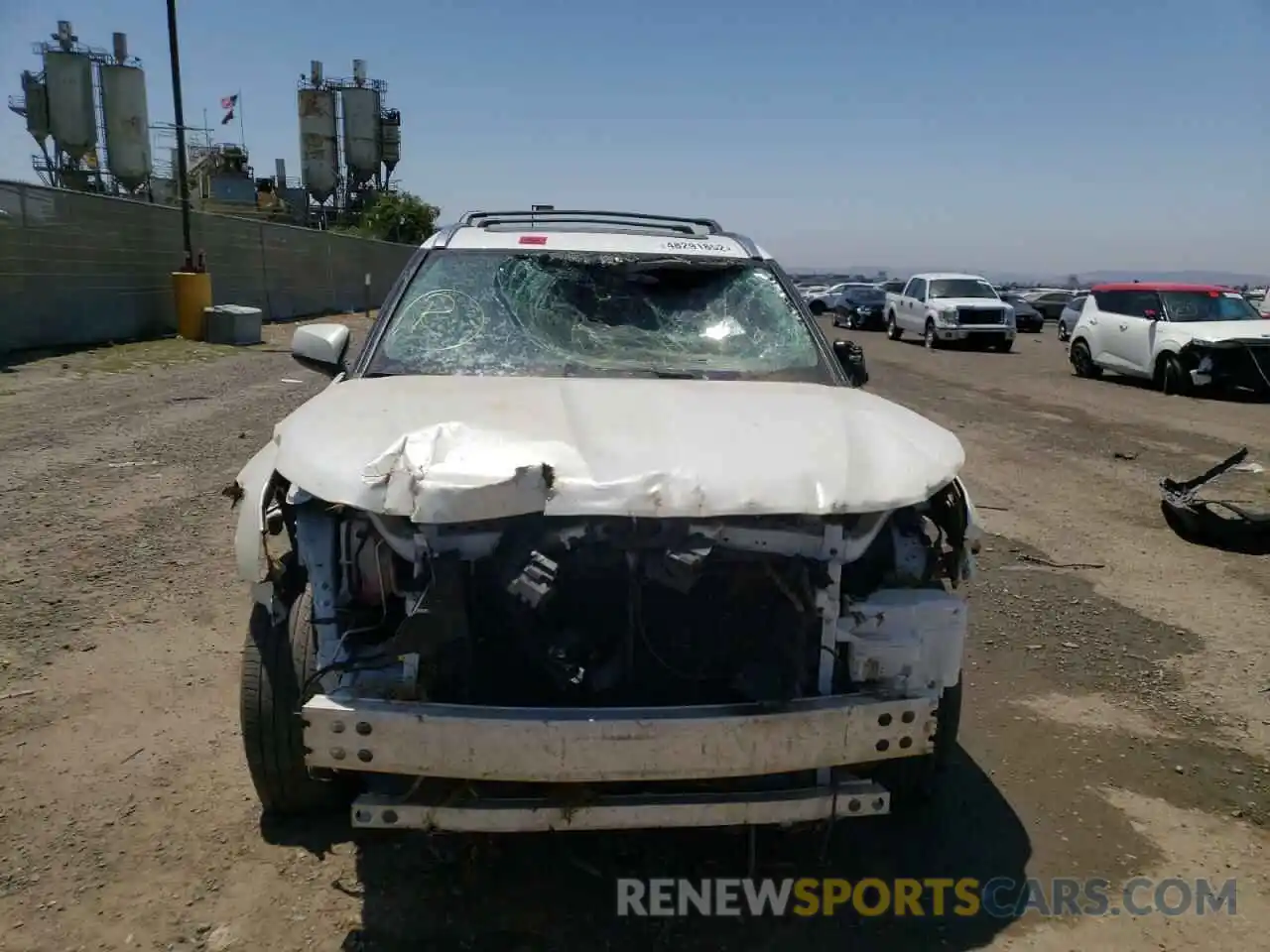 9 Photograph of a damaged car 5TDHZRAH7LS008308 TOYOTA HIGHLANDER 2020