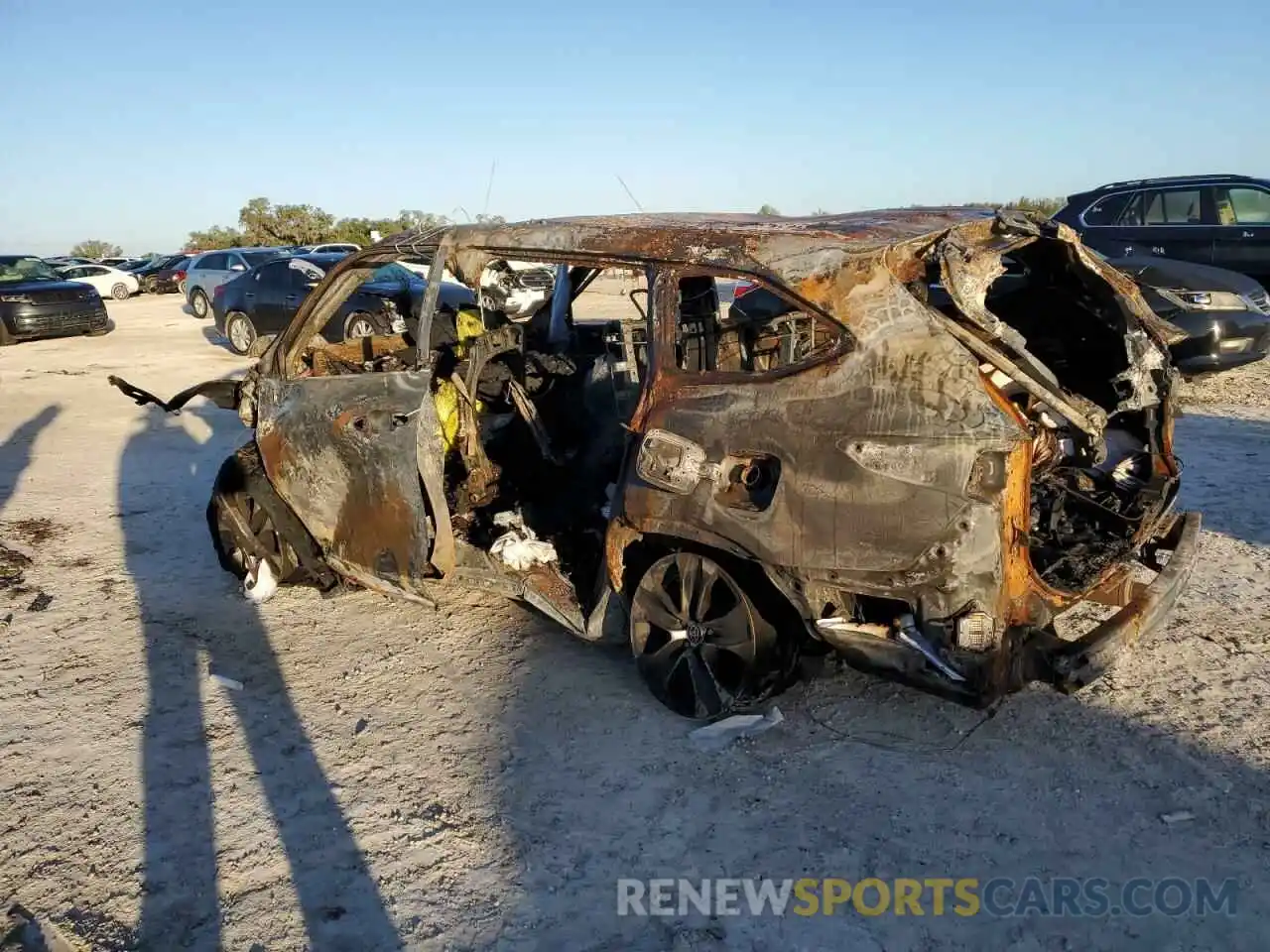 2 Photograph of a damaged car 5TDHZRAH7LS501177 TOYOTA HIGHLANDER 2020