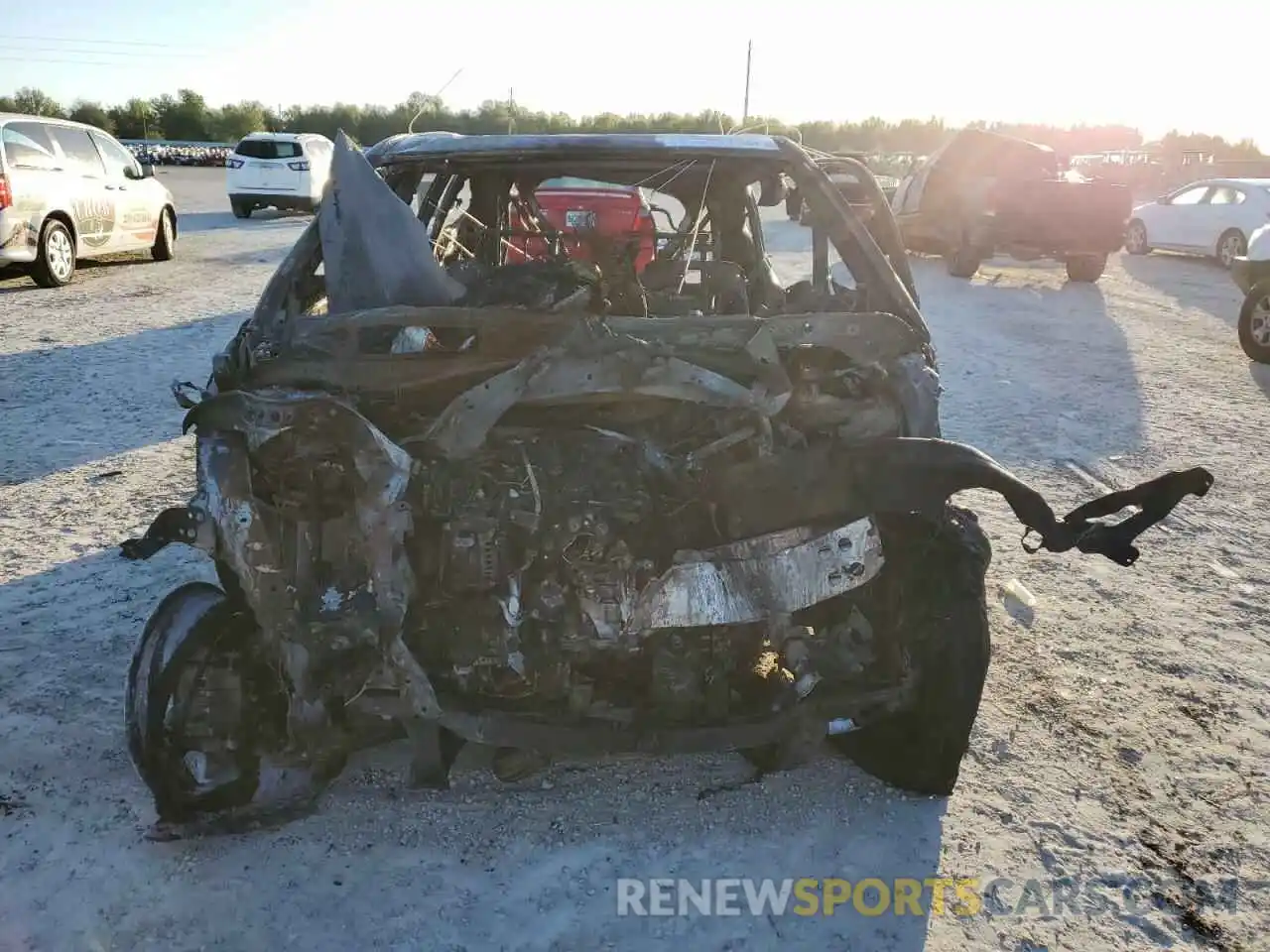 5 Photograph of a damaged car 5TDHZRAH7LS501177 TOYOTA HIGHLANDER 2020