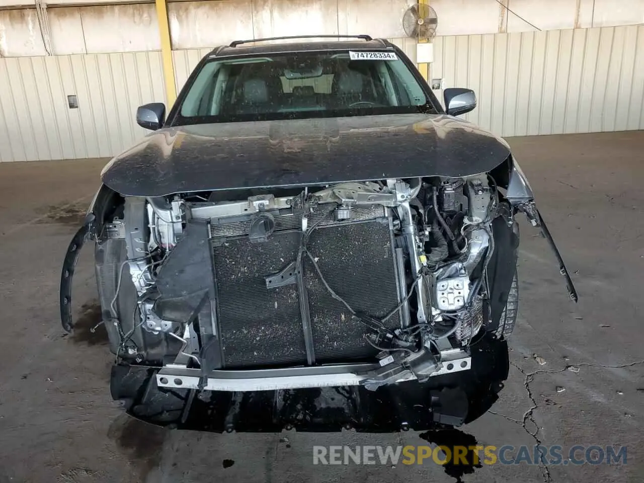 5 Photograph of a damaged car 5TDHZRAH9LS011842 TOYOTA HIGHLANDER 2020