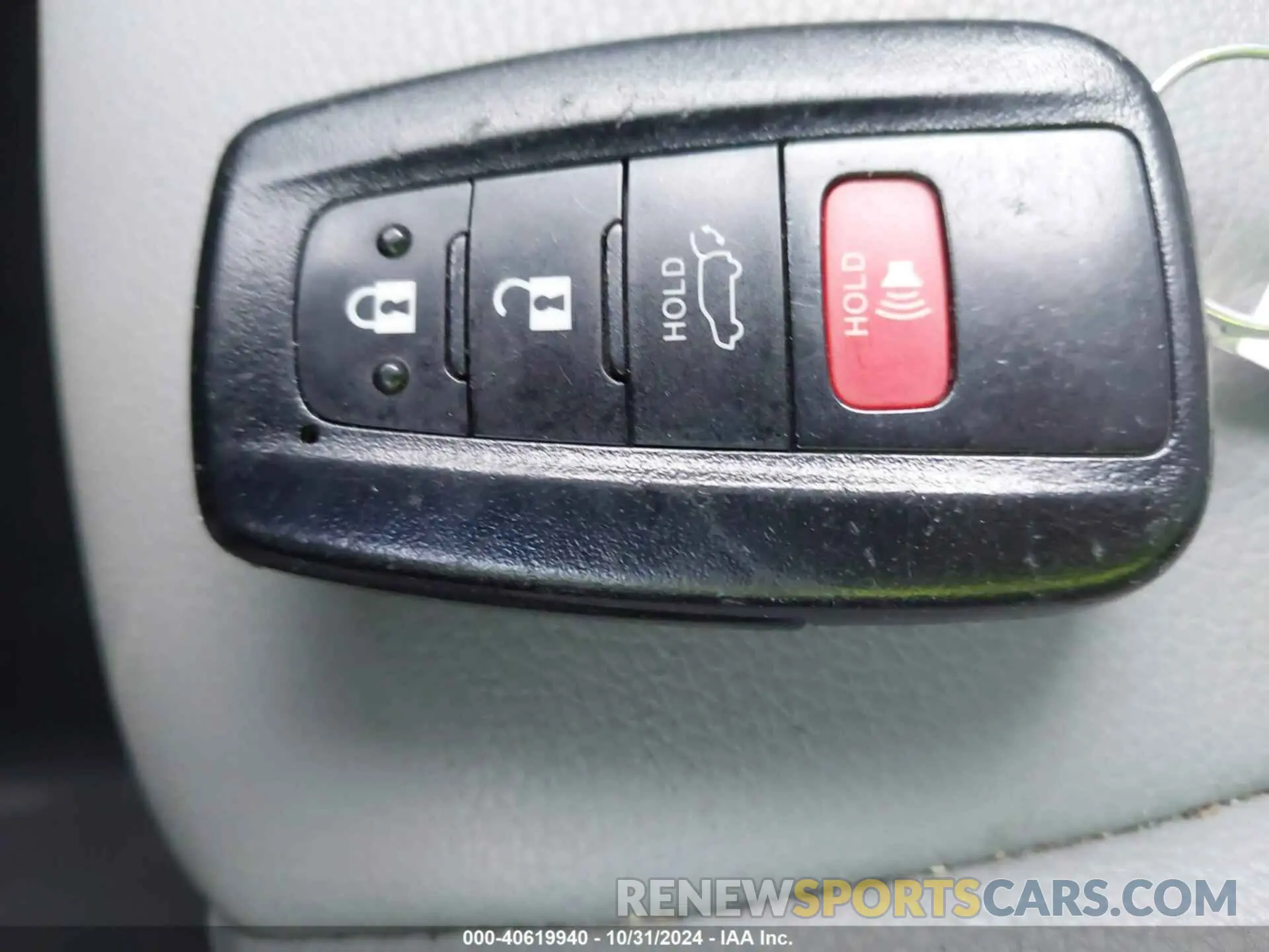 11 Photograph of a damaged car 5TDHZRBH0LS504310 TOYOTA HIGHLANDER 2020