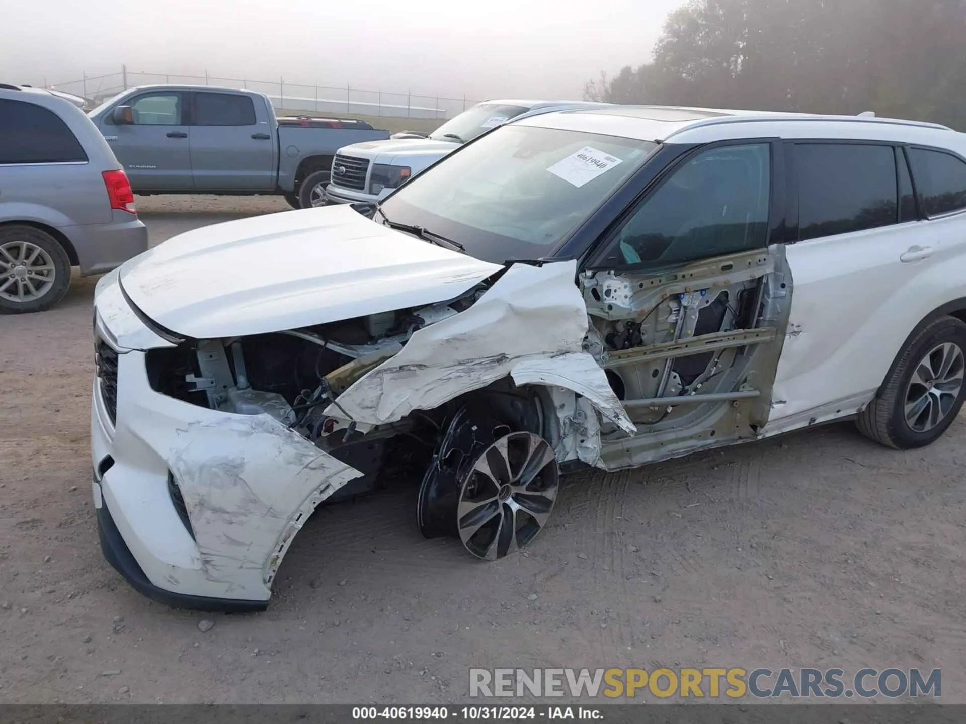 6 Photograph of a damaged car 5TDHZRBH0LS504310 TOYOTA HIGHLANDER 2020