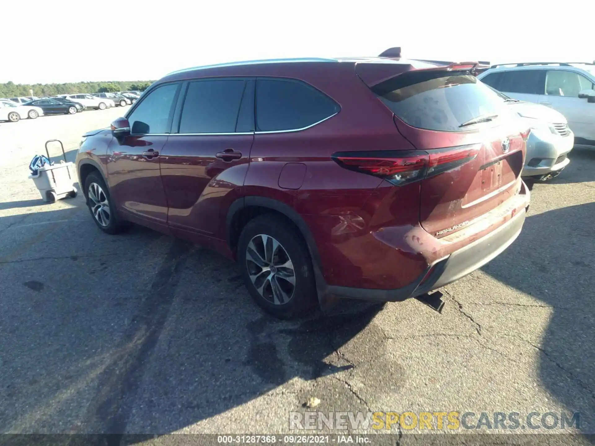 3 Photograph of a damaged car 5TDHZRBH1LS051928 TOYOTA HIGHLANDER 2020