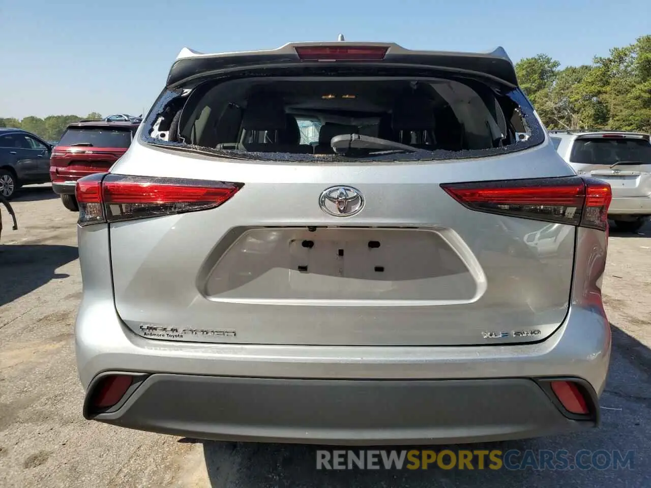 6 Photograph of a damaged car 5TDHZRBH2LS052960 TOYOTA HIGHLANDER 2020