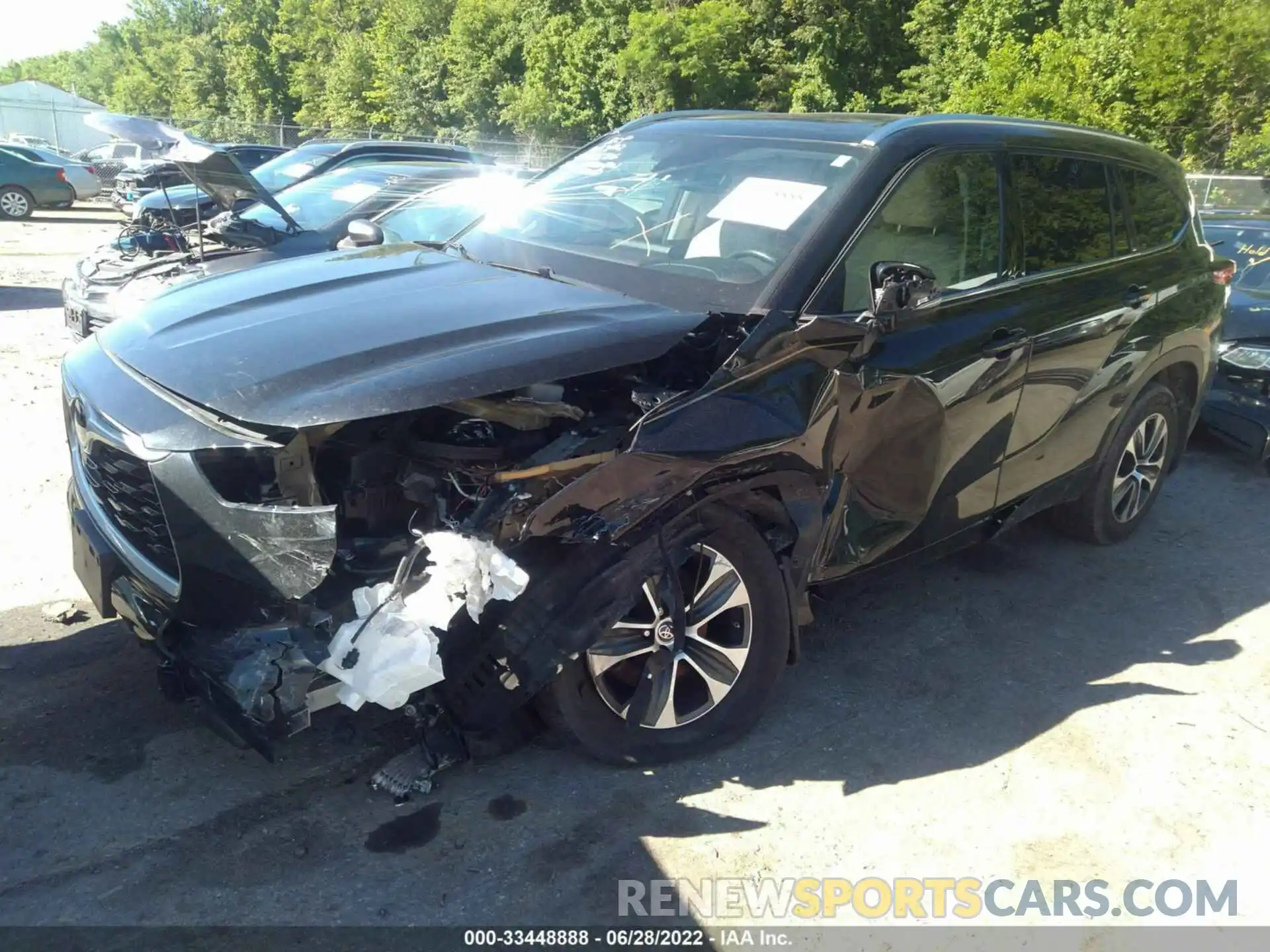 2 Photograph of a damaged car 5TDHZRBH2LS515275 TOYOTA HIGHLANDER 2020