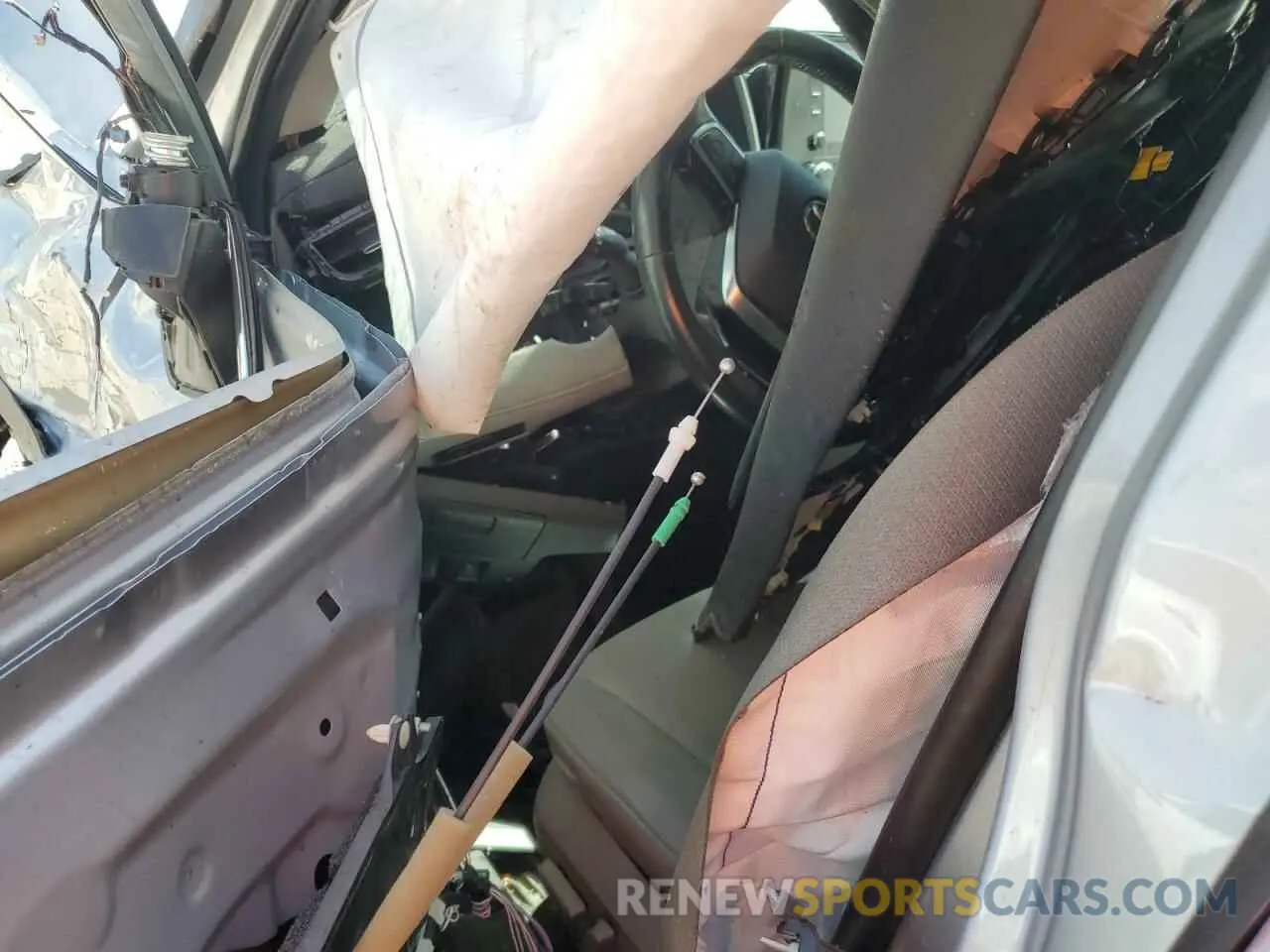 8 Photograph of a damaged car 5TDHZRBH3LS510263 TOYOTA HIGHLANDER 2020