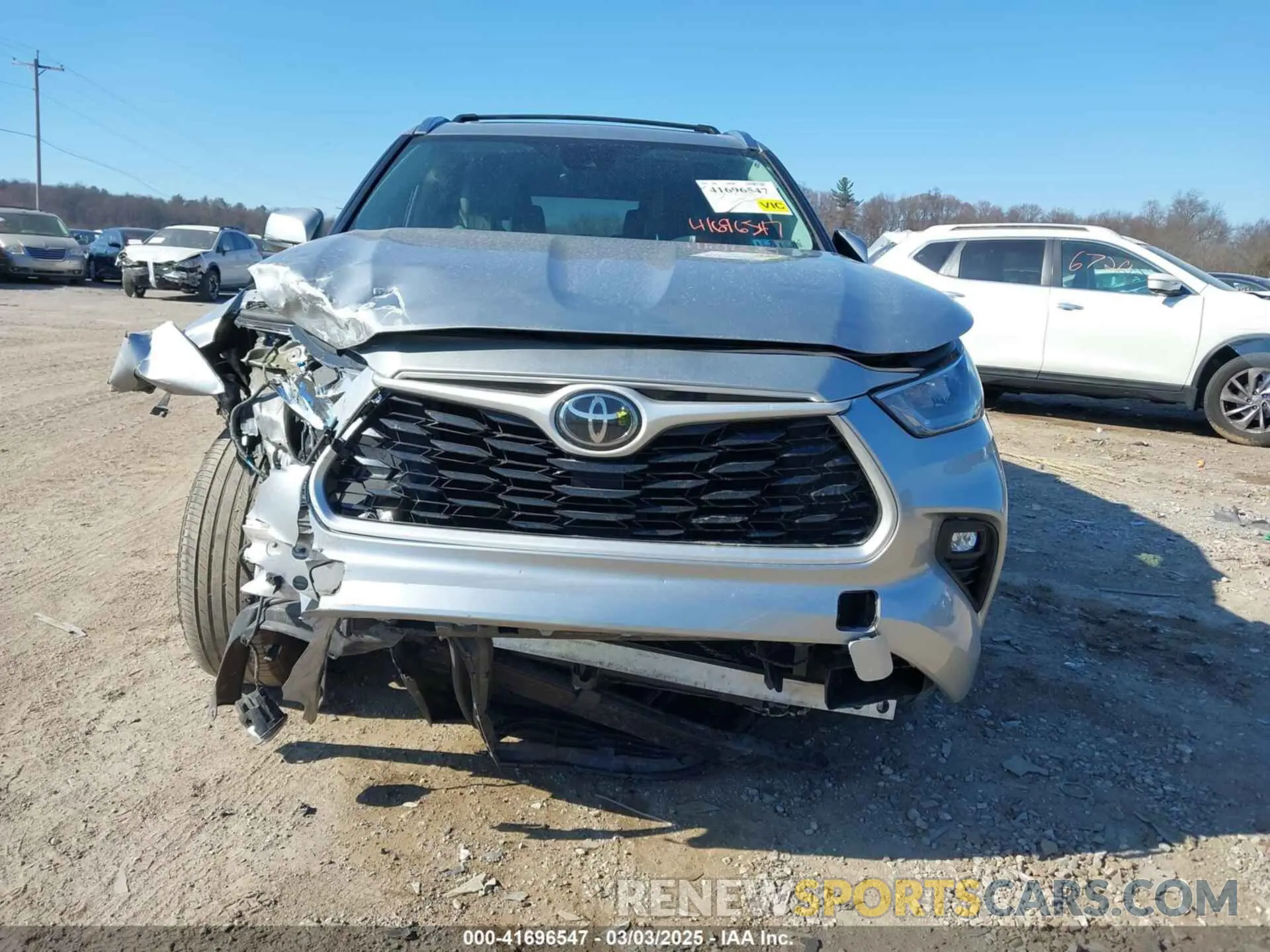 12 Photograph of a damaged car 5TDHZRBH4LS003176 TOYOTA HIGHLANDER 2020