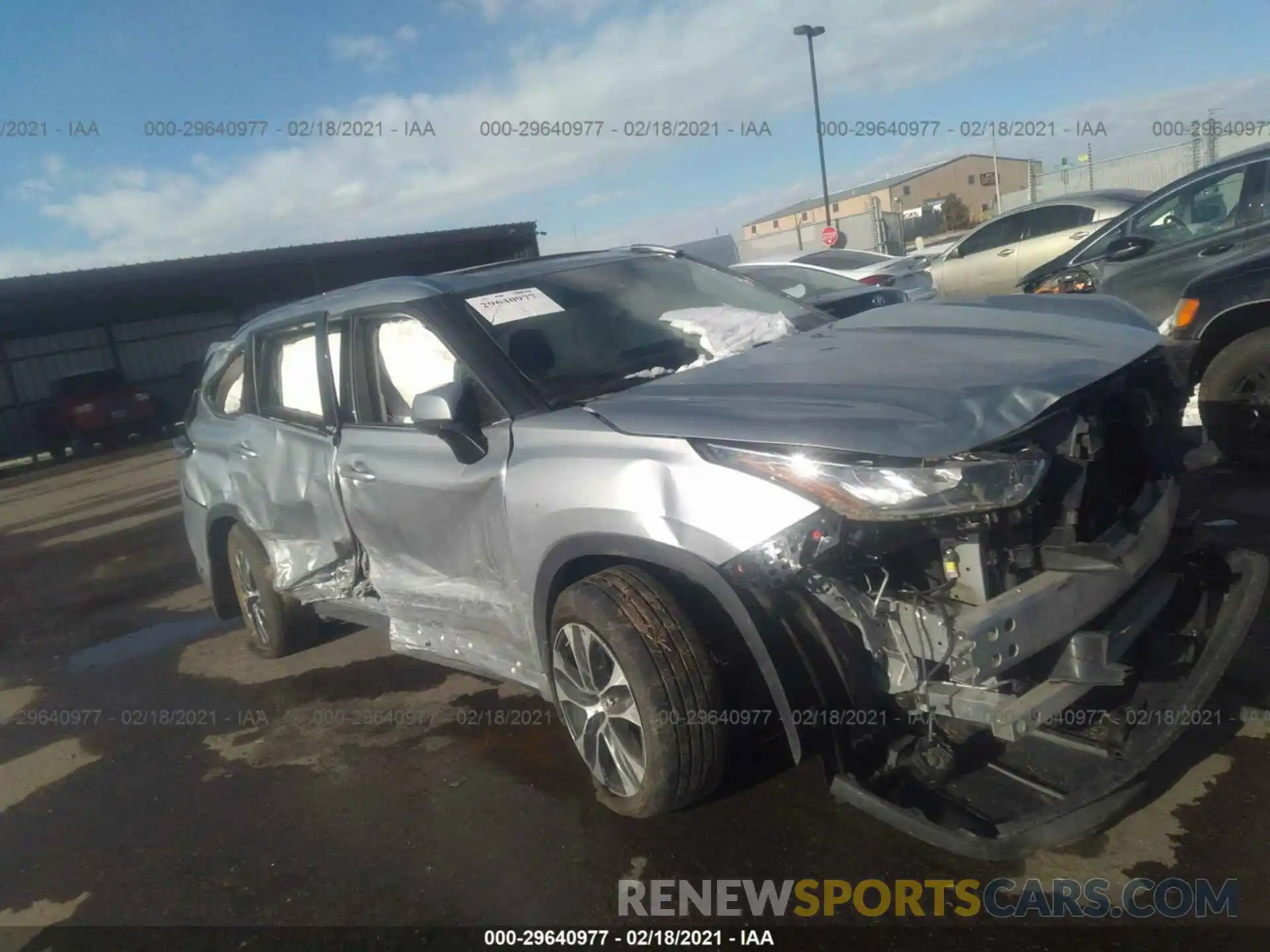 1 Photograph of a damaged car 5TDHZRBH4LS510482 TOYOTA HIGHLANDER 2020