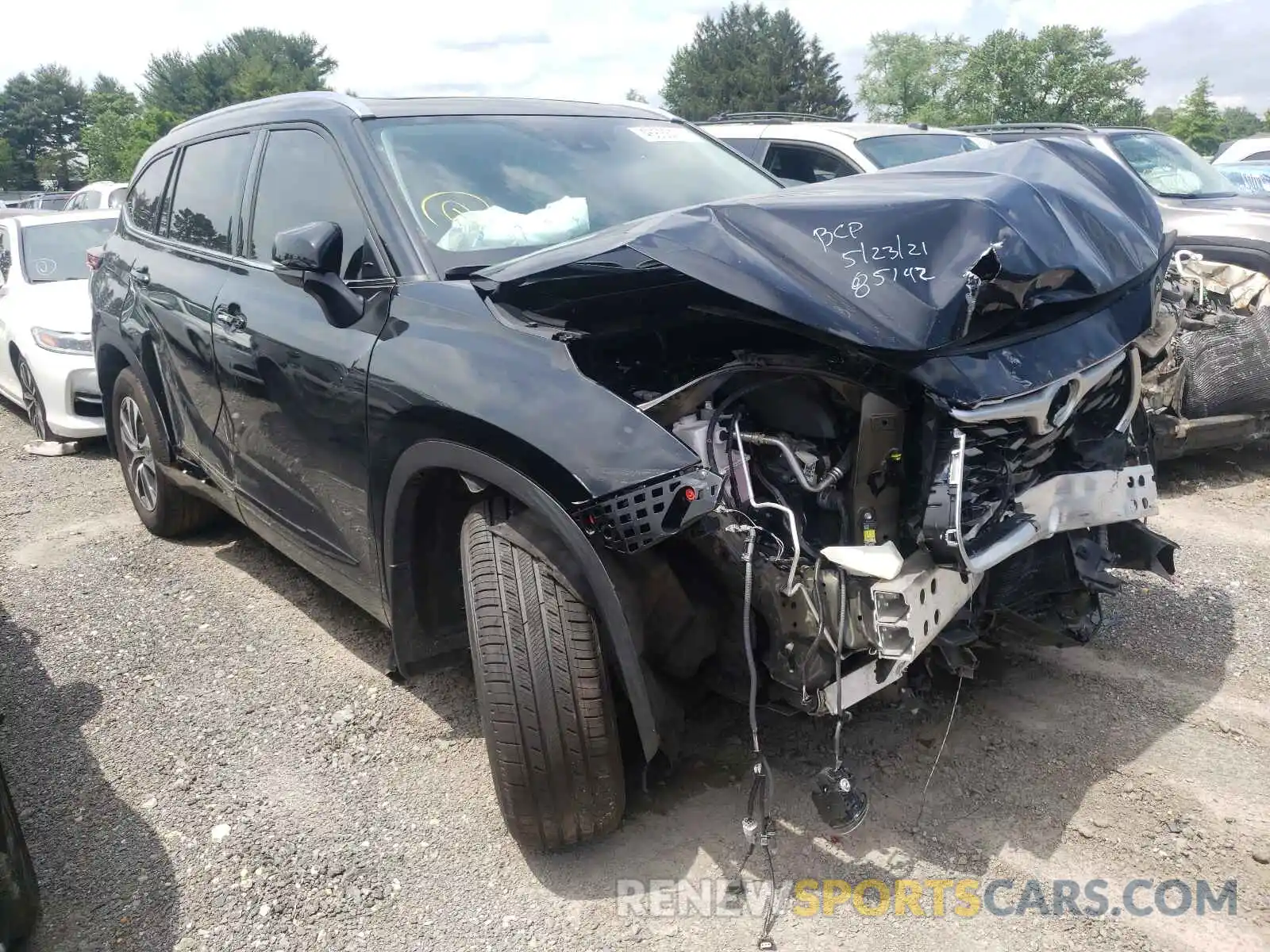 1 Photograph of a damaged car 5TDHZRBH4LS512264 TOYOTA HIGHLANDER 2020