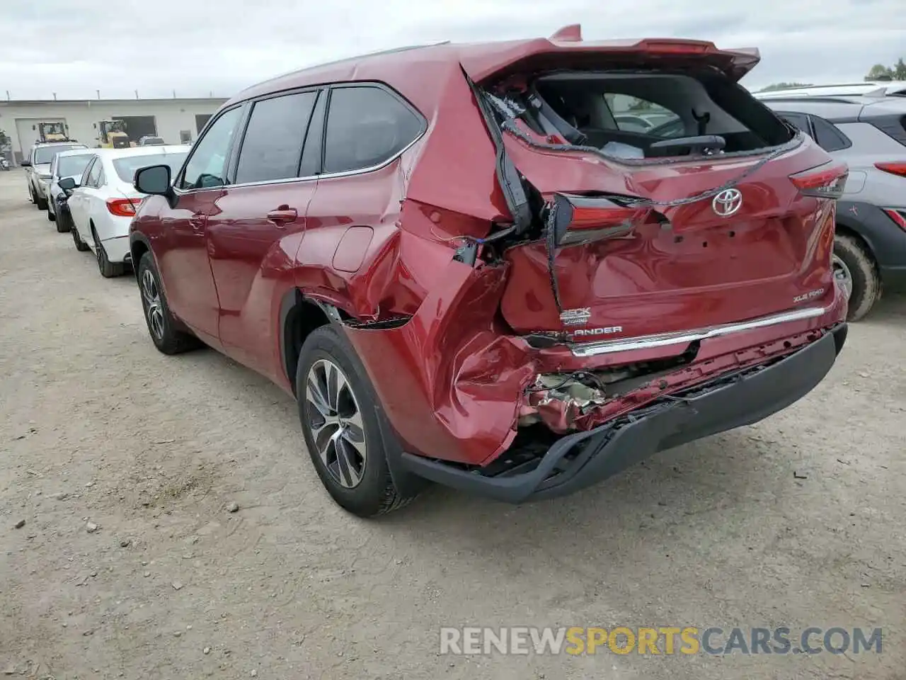 3 Photograph of a damaged car 5TDHZRBH5LS023887 TOYOTA HIGHLANDER 2020