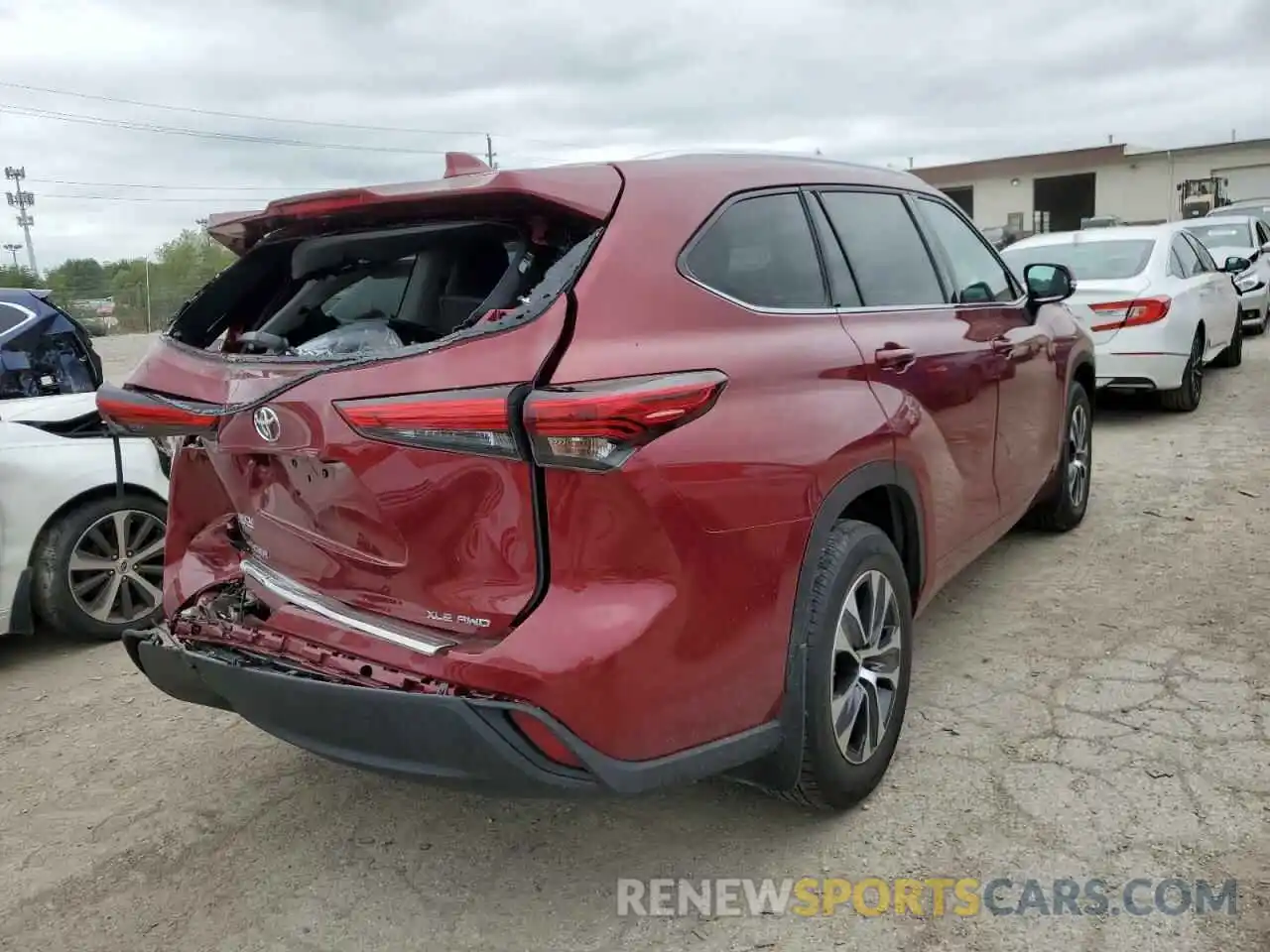 4 Photograph of a damaged car 5TDHZRBH5LS023887 TOYOTA HIGHLANDER 2020