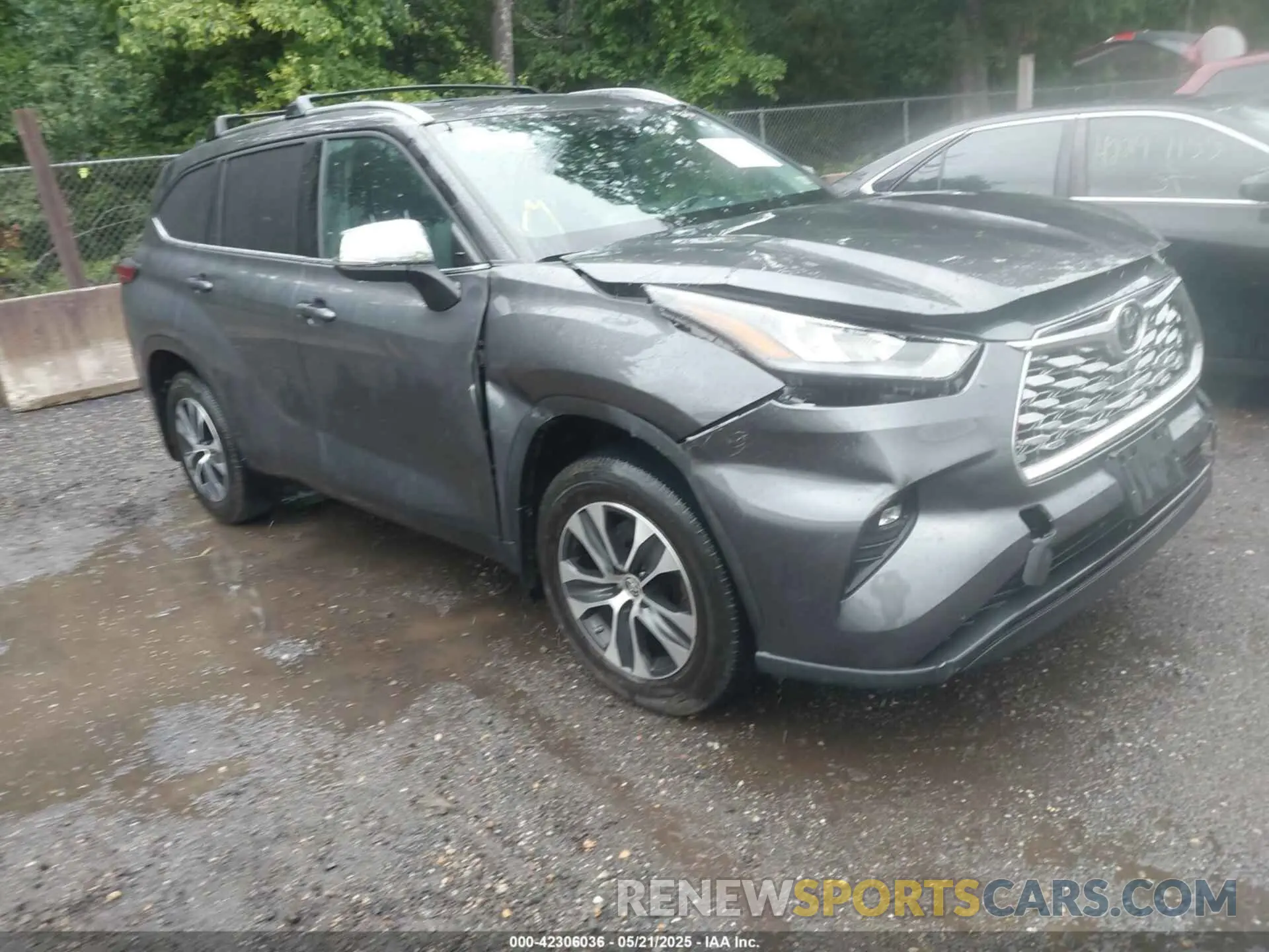 1 Photograph of a damaged car 5TDHZRBH5LS054069 TOYOTA HIGHLANDER 2020
