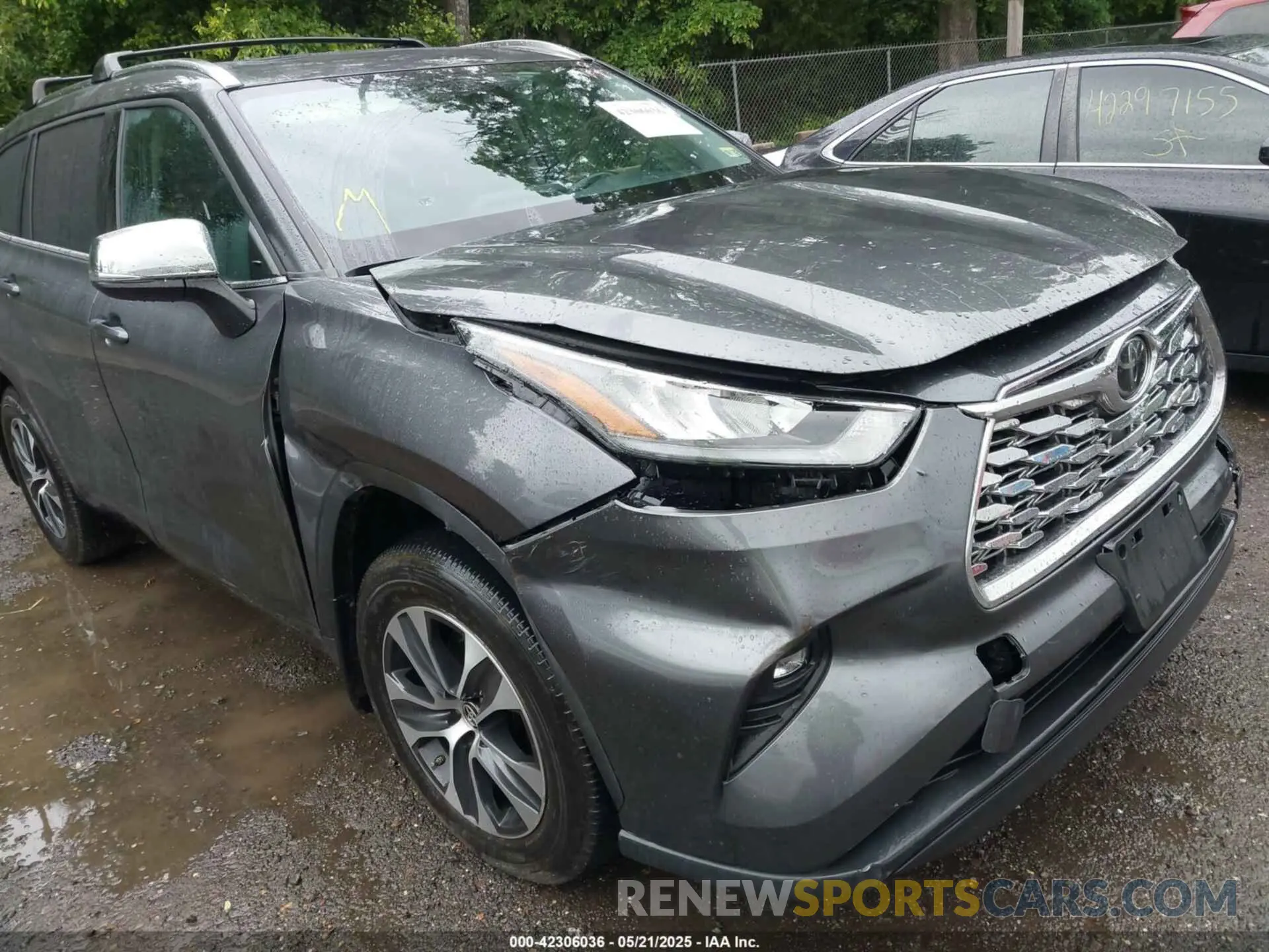 6 Photograph of a damaged car 5TDHZRBH5LS054069 TOYOTA HIGHLANDER 2020