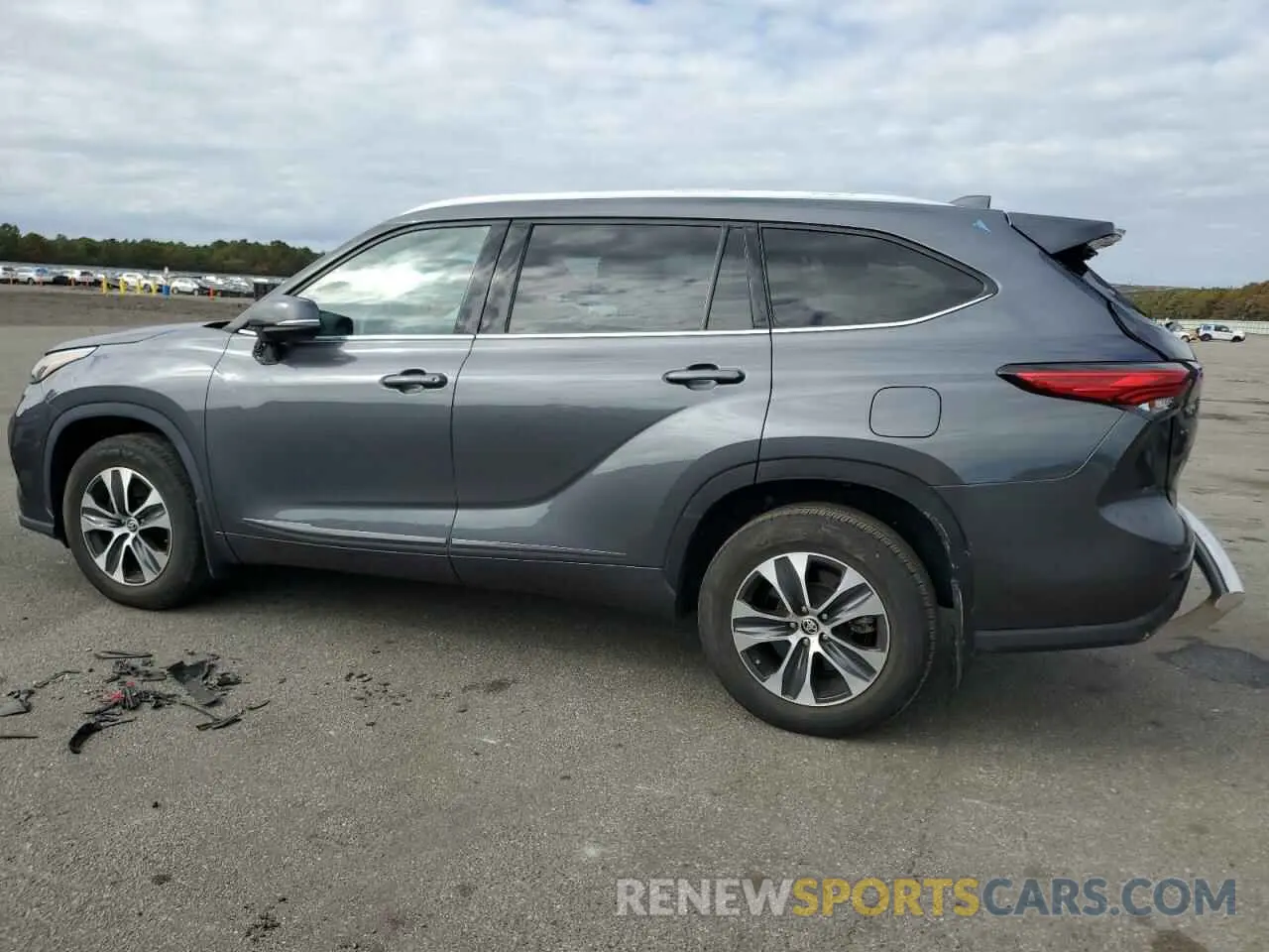 2 Photograph of a damaged car 5TDHZRBH6LS030282 TOYOTA HIGHLANDER 2020