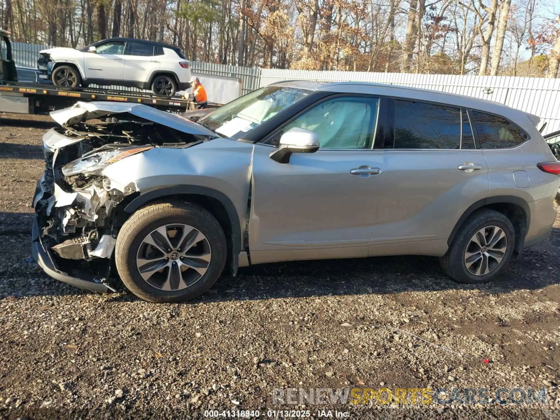 14 Photograph of a damaged car 5TDHZRBH6LS510645 TOYOTA HIGHLANDER 2020